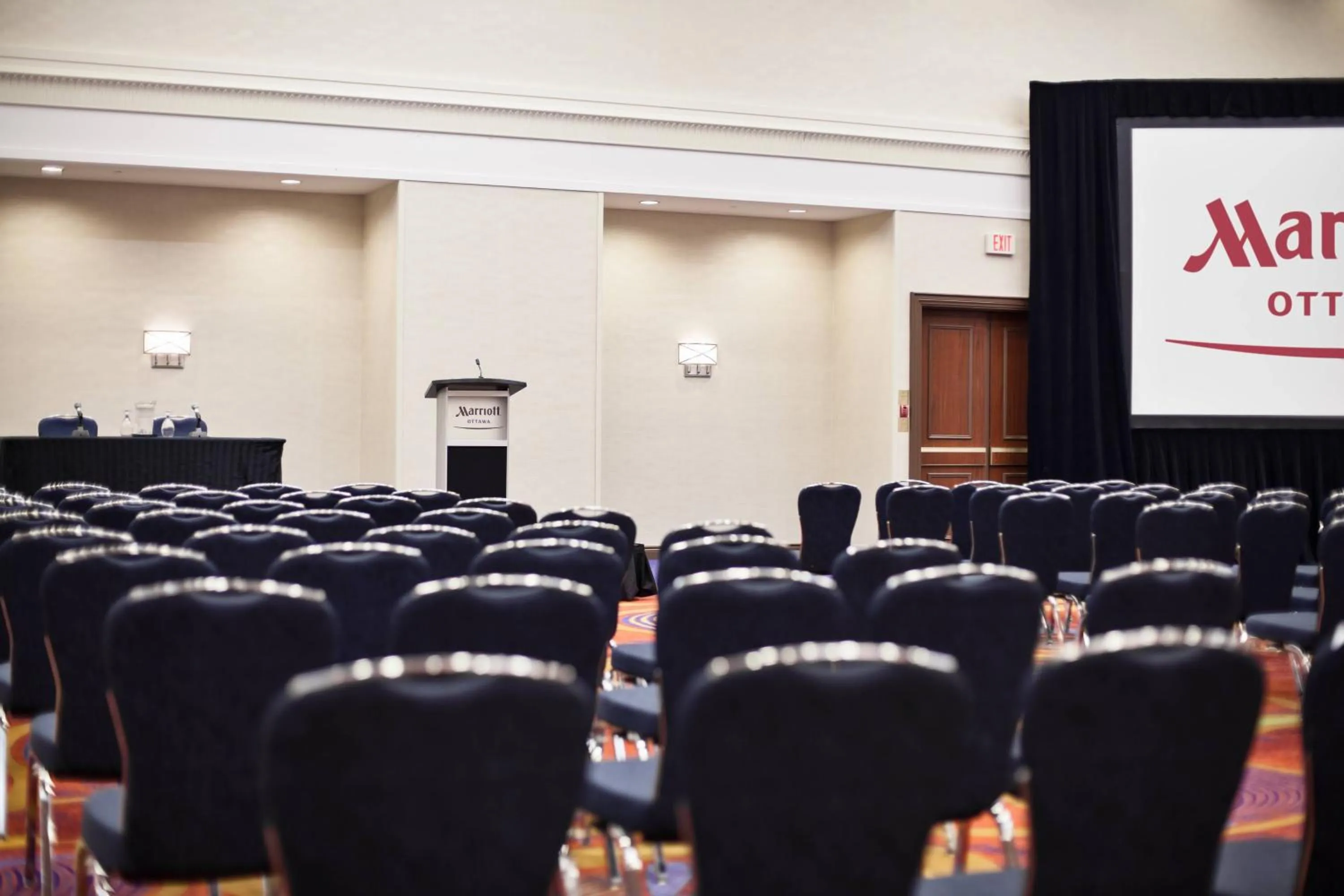 Entertainment in Ottawa Marriott Hotel