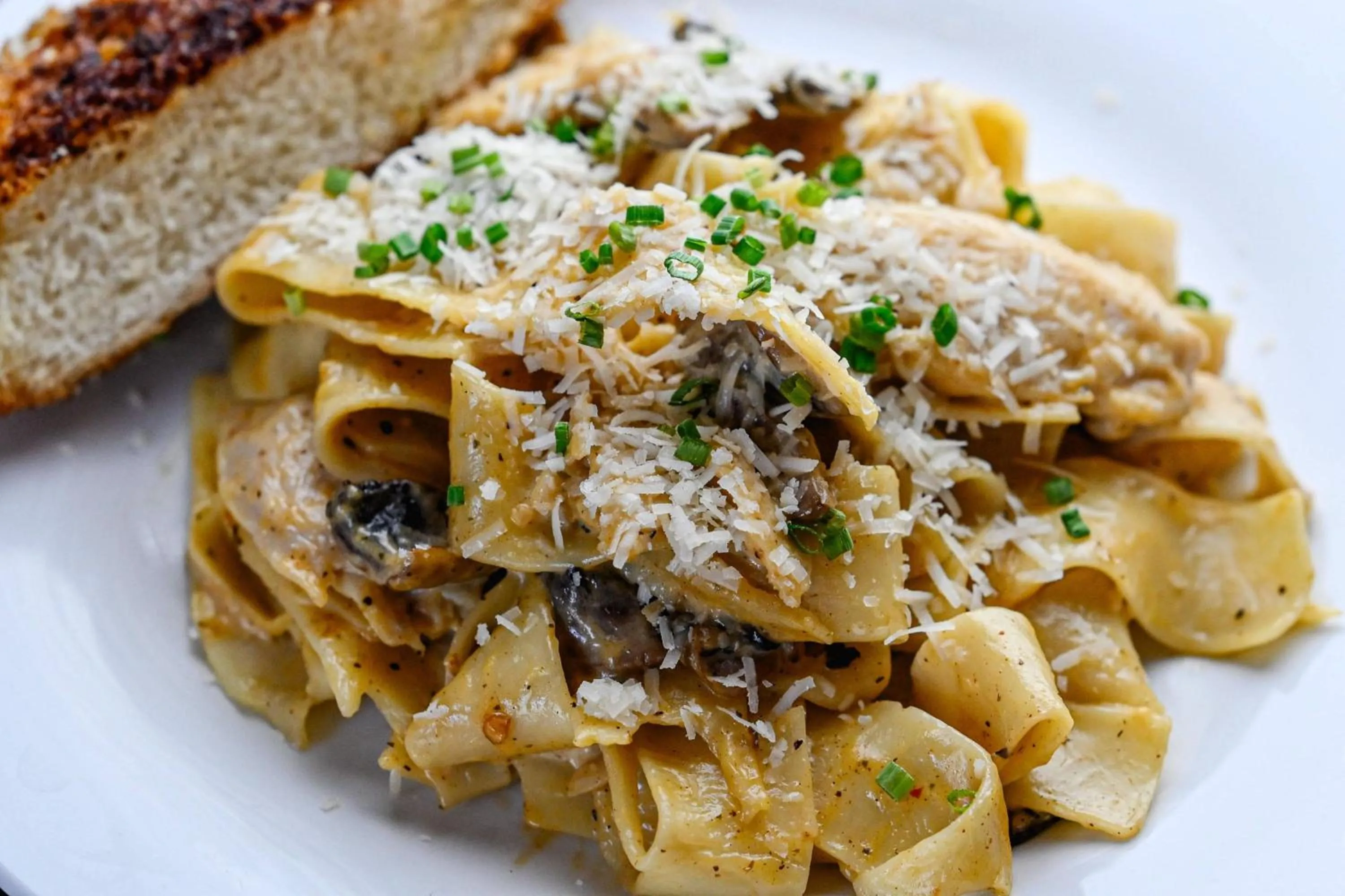 Lounge or bar in Courtyard by Marriott St. John's Newfoundland