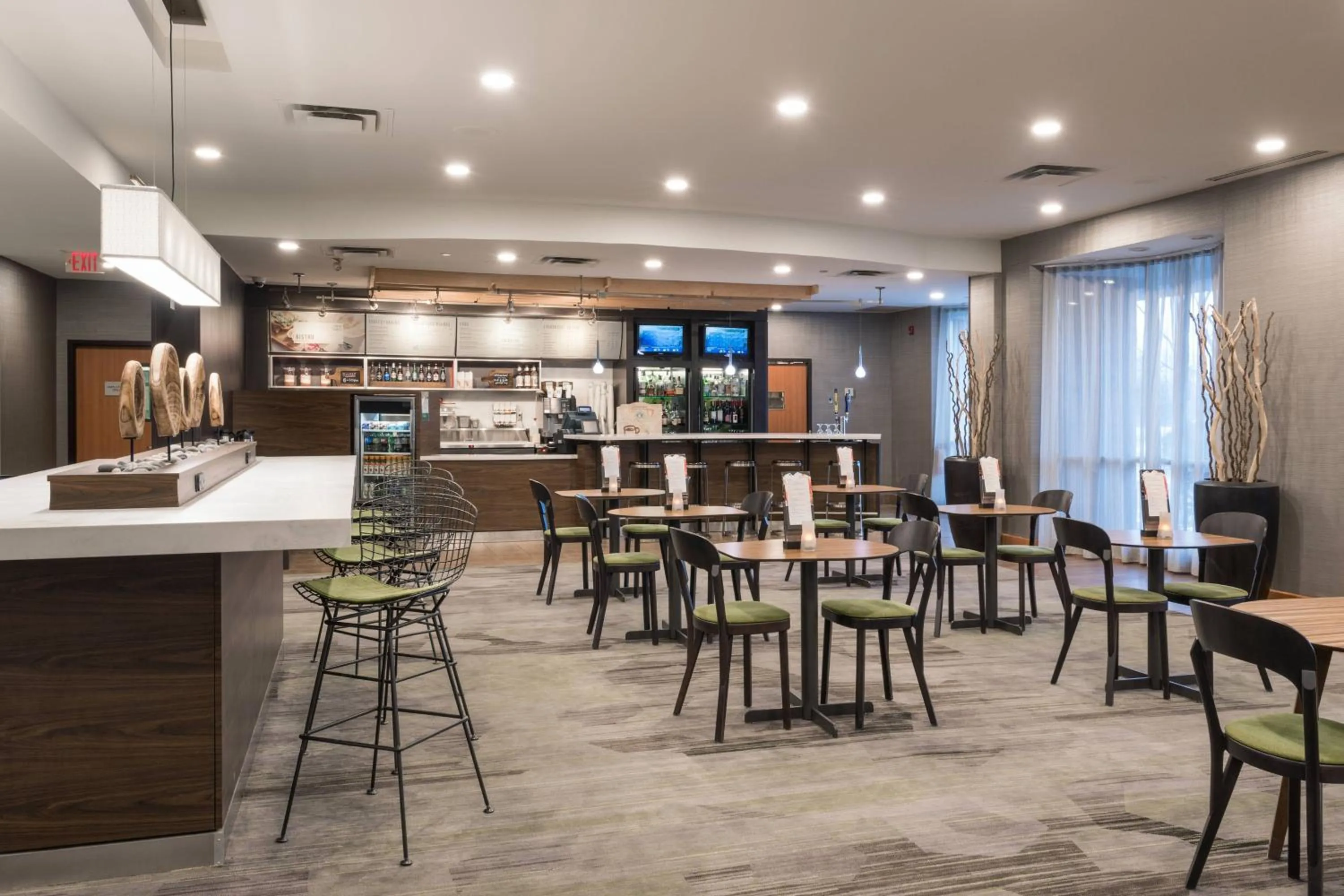 Restaurant/places to eat in Courtyard by Marriott Toronto Vaughan