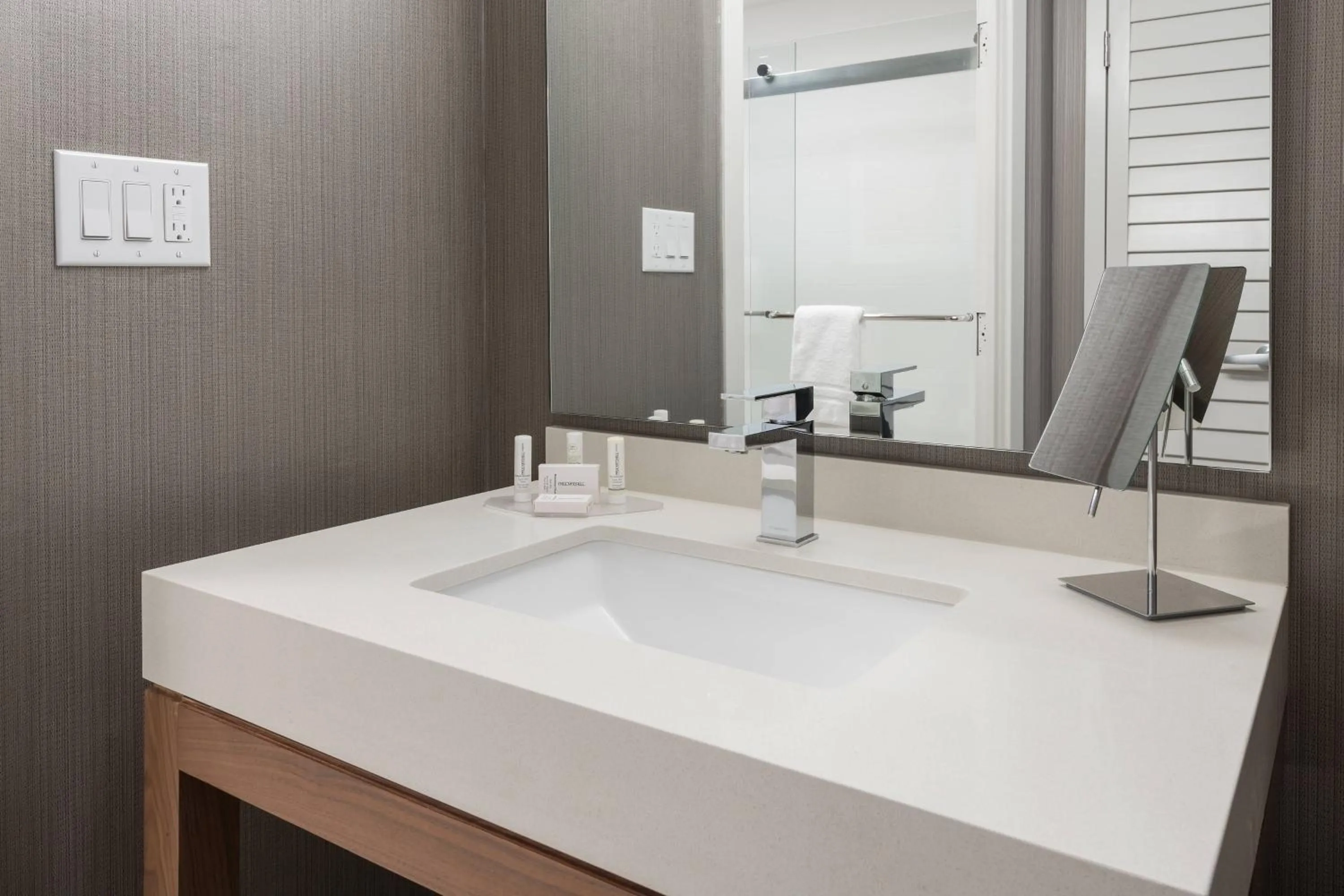 Bathroom in Courtyard by Marriott Toronto Vaughan