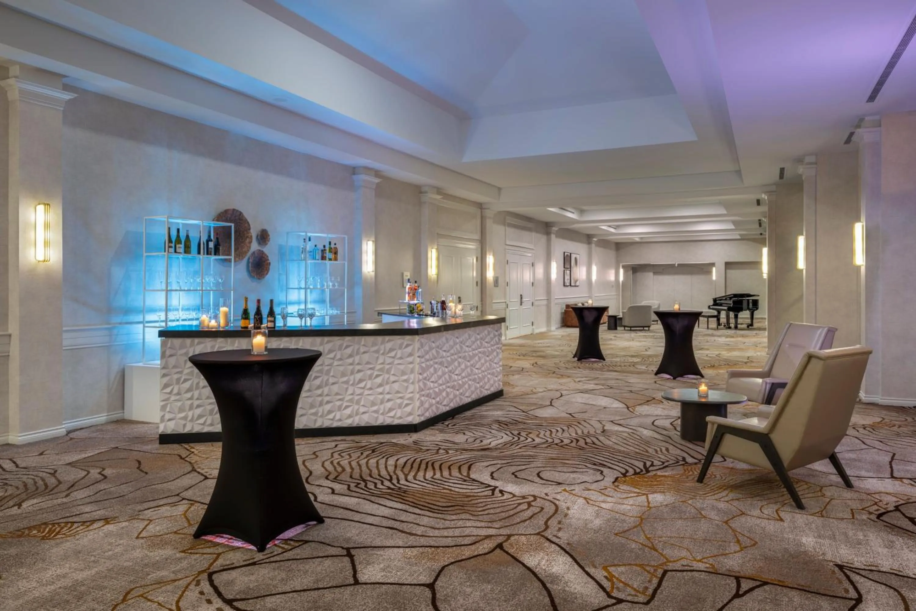 Lobby or reception in Delta Hotels by Marriott Grand Okanagan Resort