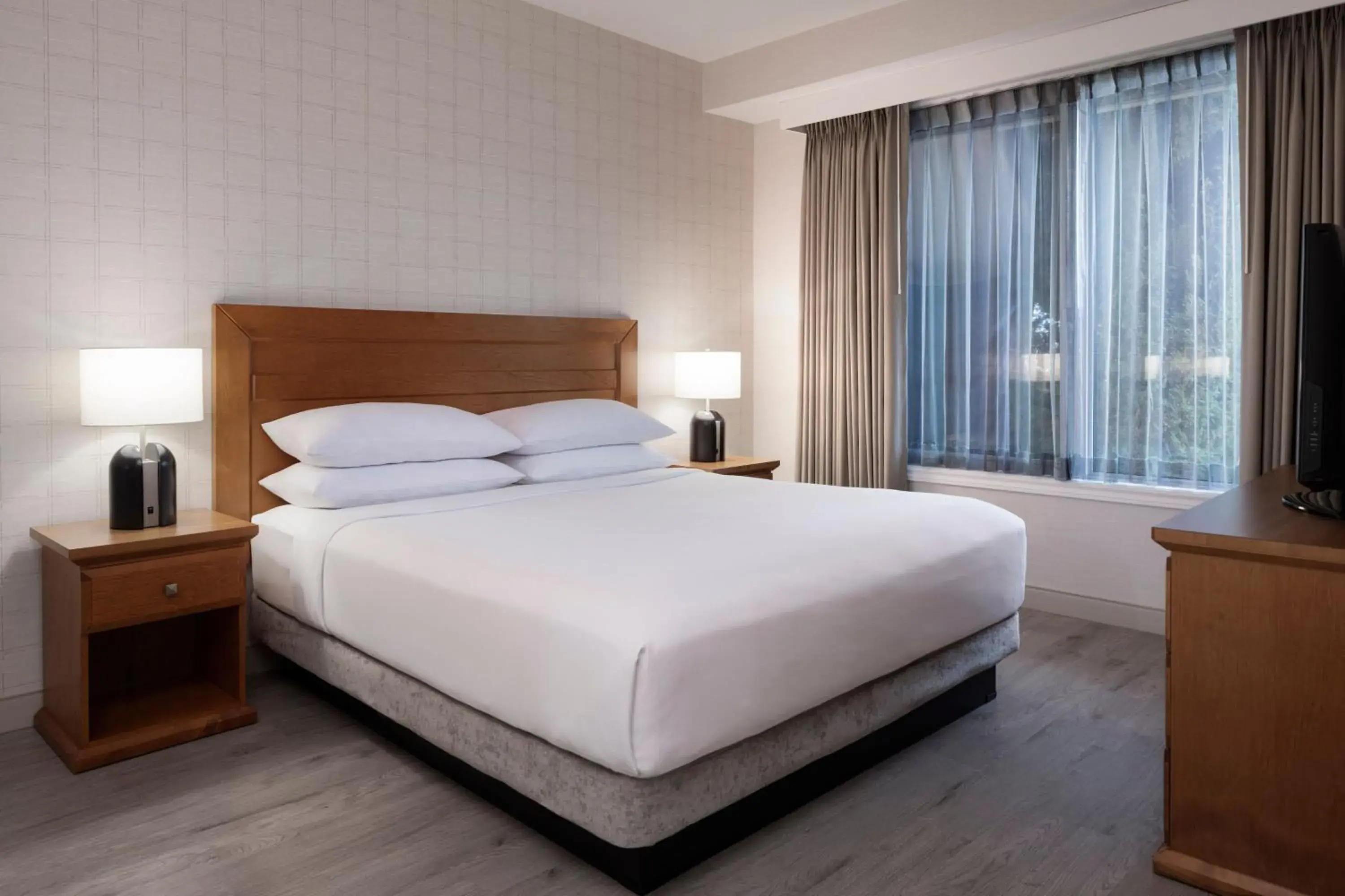 1 Bedroom Condominium, 1 King, Sofa bed in Delta Hotels by Marriott Grand Okanagan Resort 1 Bedroom Condominium, 1 King, Sofa bed in Delta Hotels by Marriott Grand Okanagan Resort