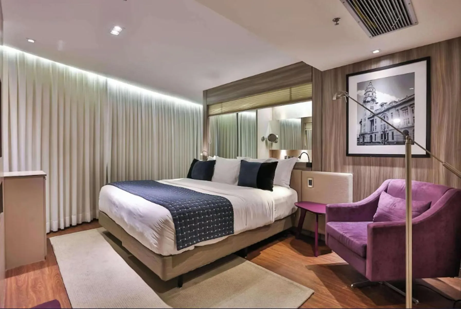 Bed in Radisson Vila Olimpia Sao Paulo