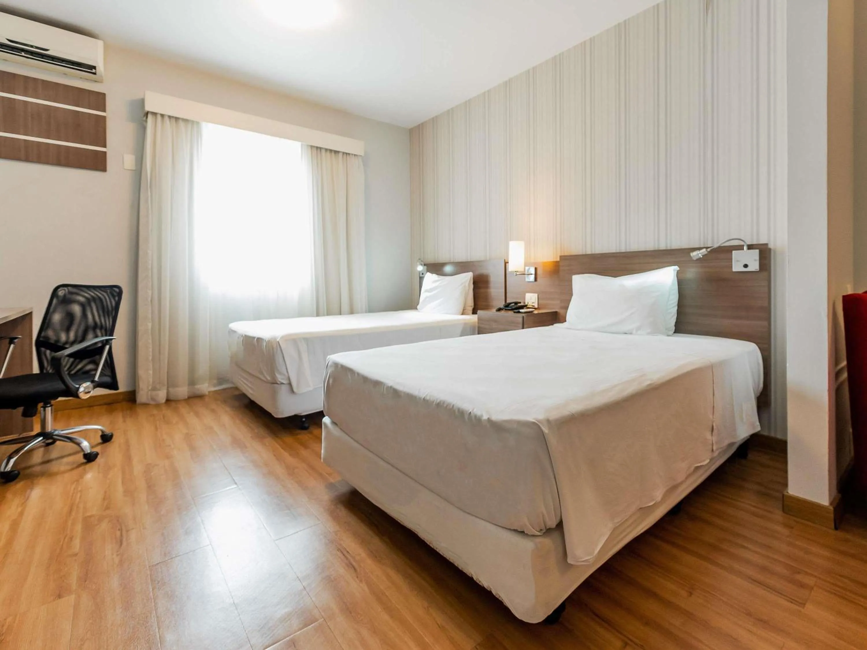 Bedroom, Bed in Ibis Styles Campinas Alphaville