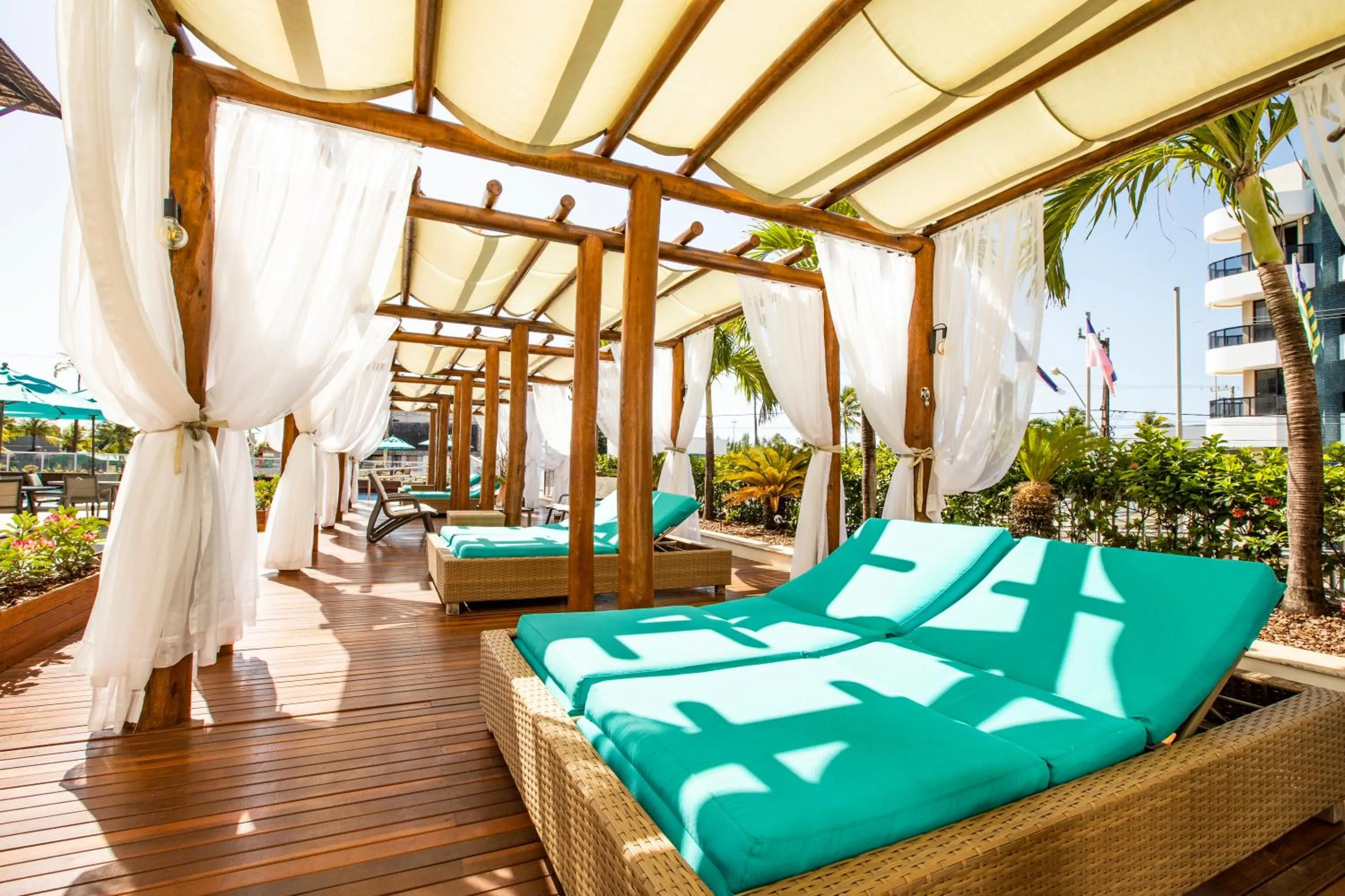 Pool view in Vidam Hotel Aracaju - Transamerica Collection