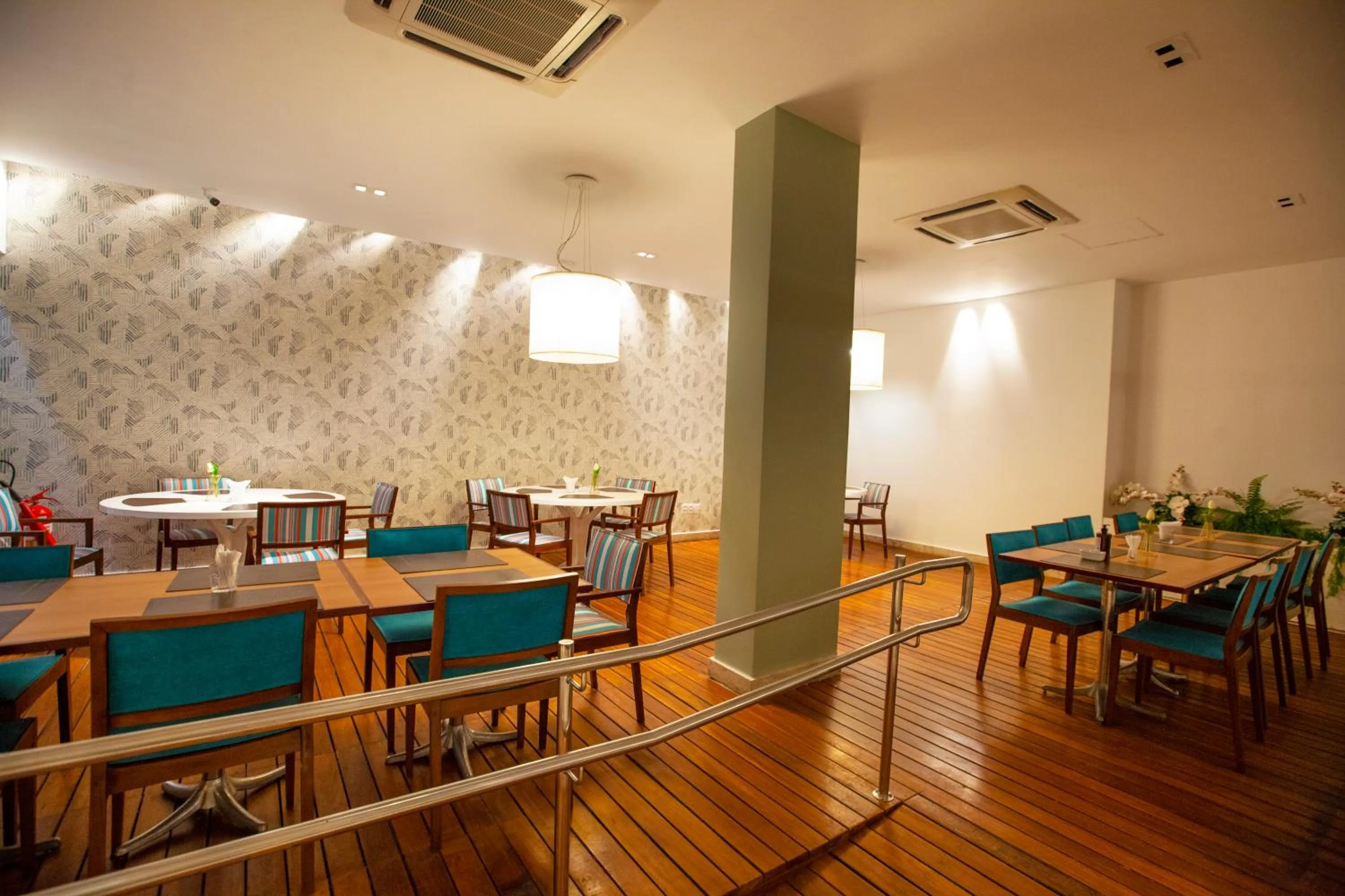 Restaurant/places to eat in Vidam Hotel Aracaju - Transamerica Collection