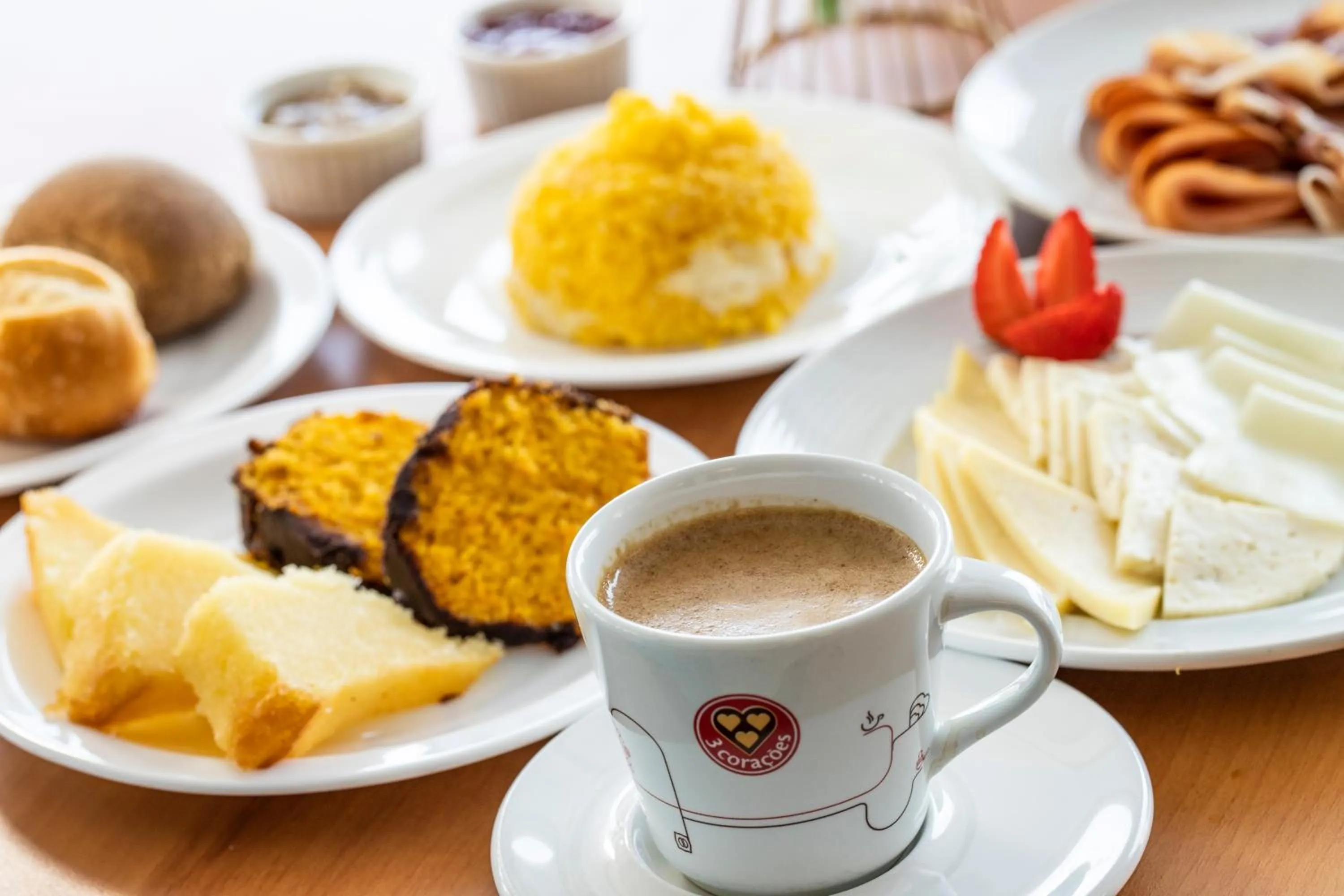 Restaurant/places to eat in Vidam Hotel Aracaju - Transamerica Collection