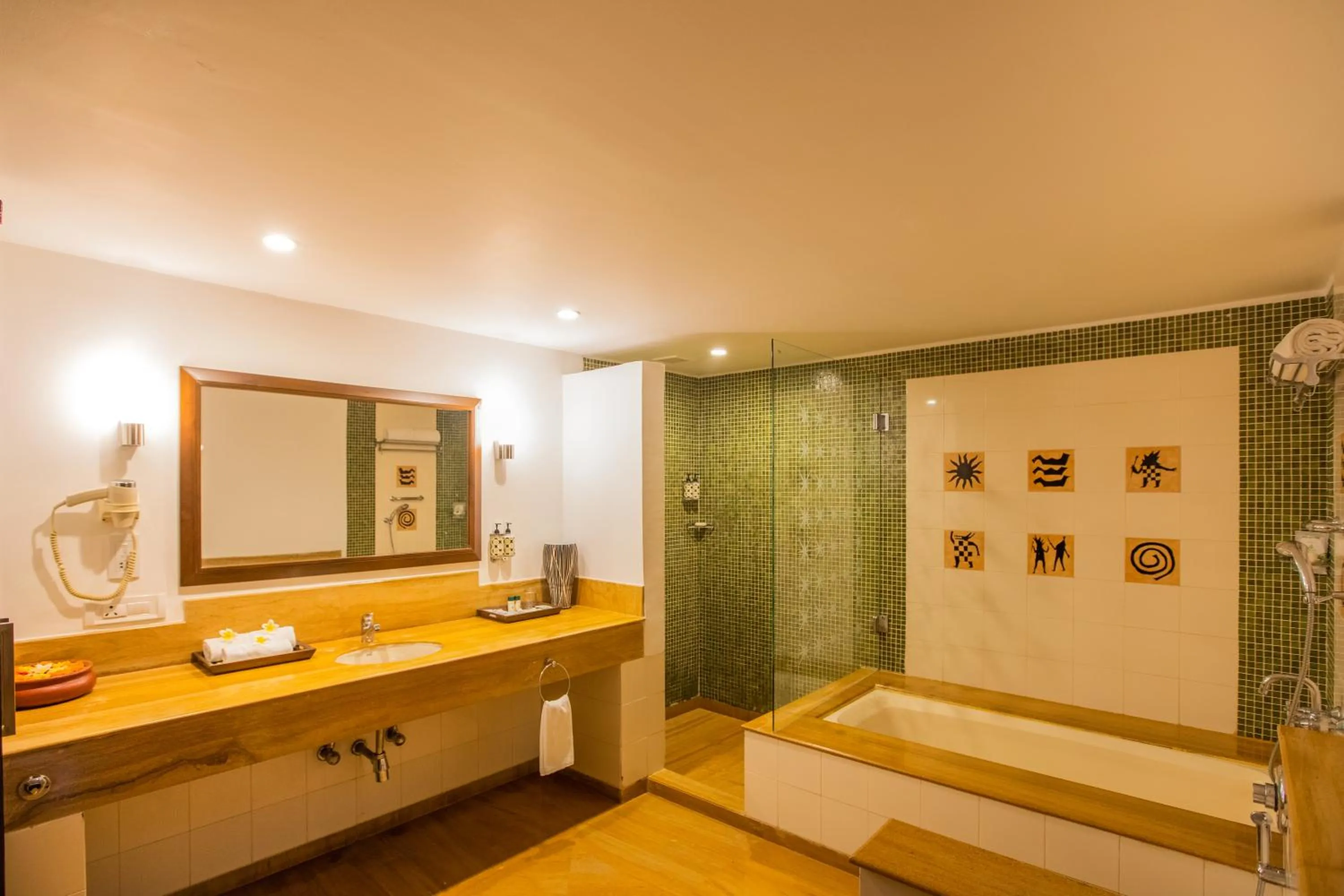 Bathroom, Bed in Lemon Tree Amarante Beach Resort, Goa