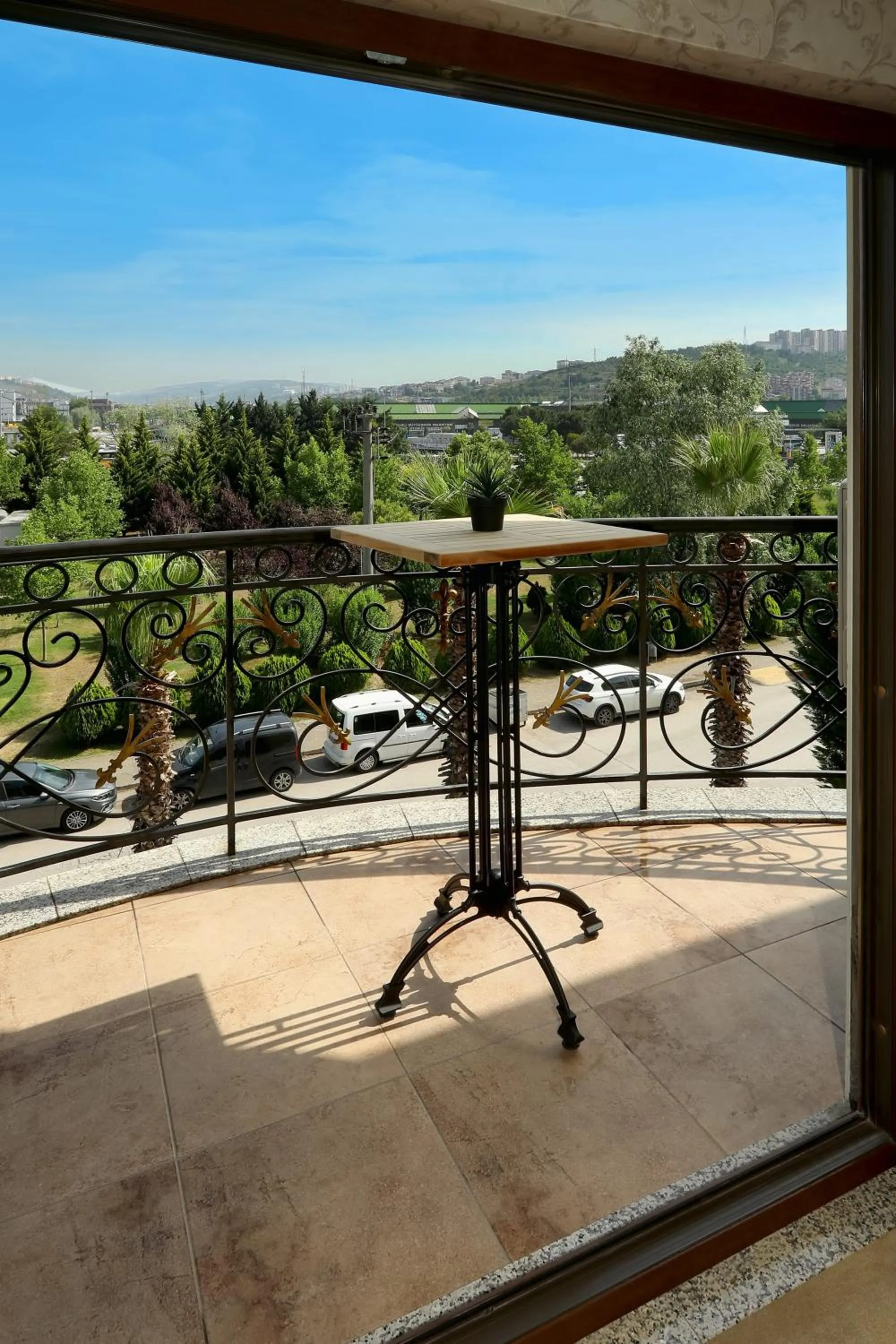 Garden view in New Balturk Hotel Izmit