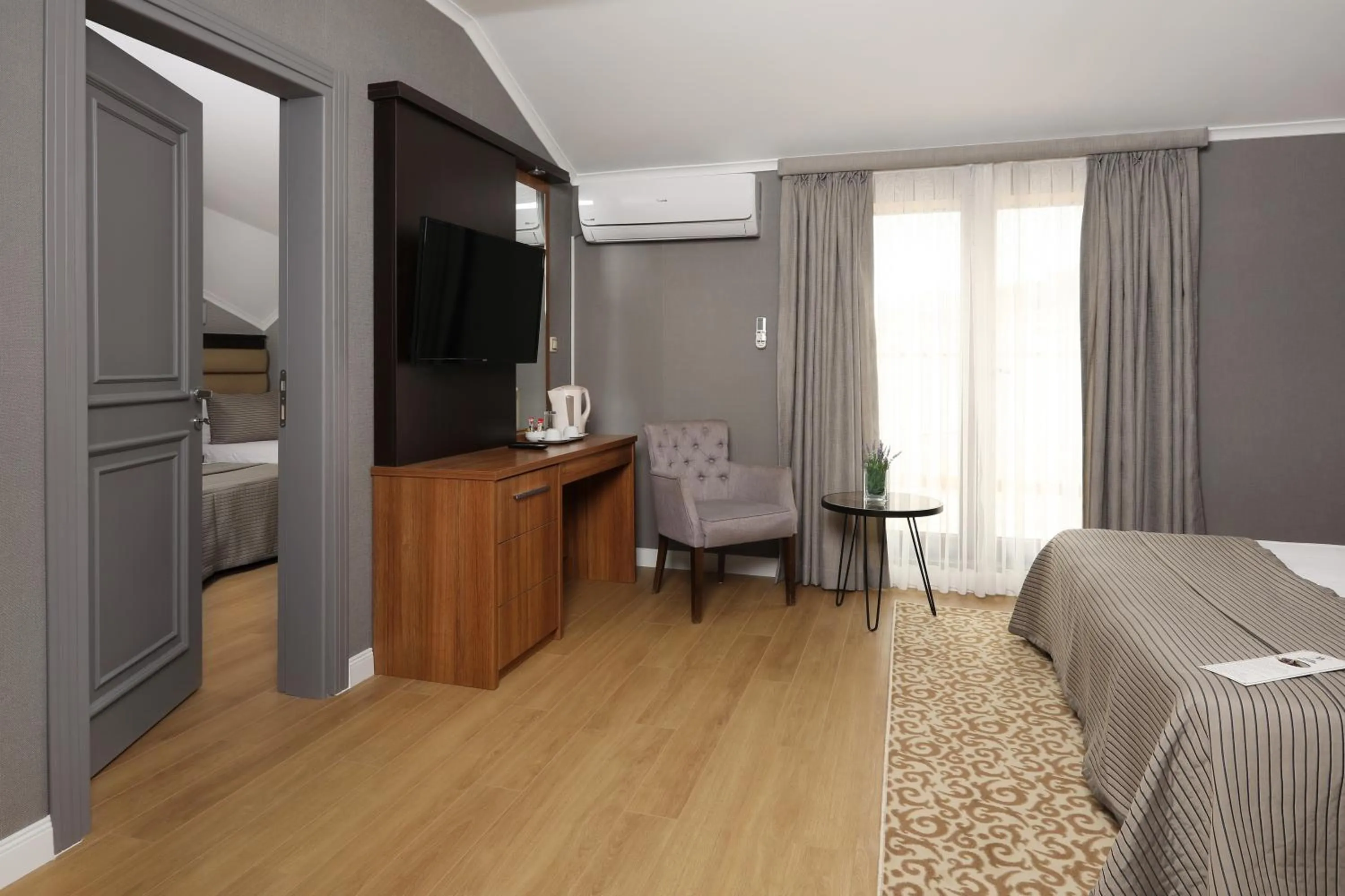Photo of the whole room, Bed in New Balturk Hotel Izmit