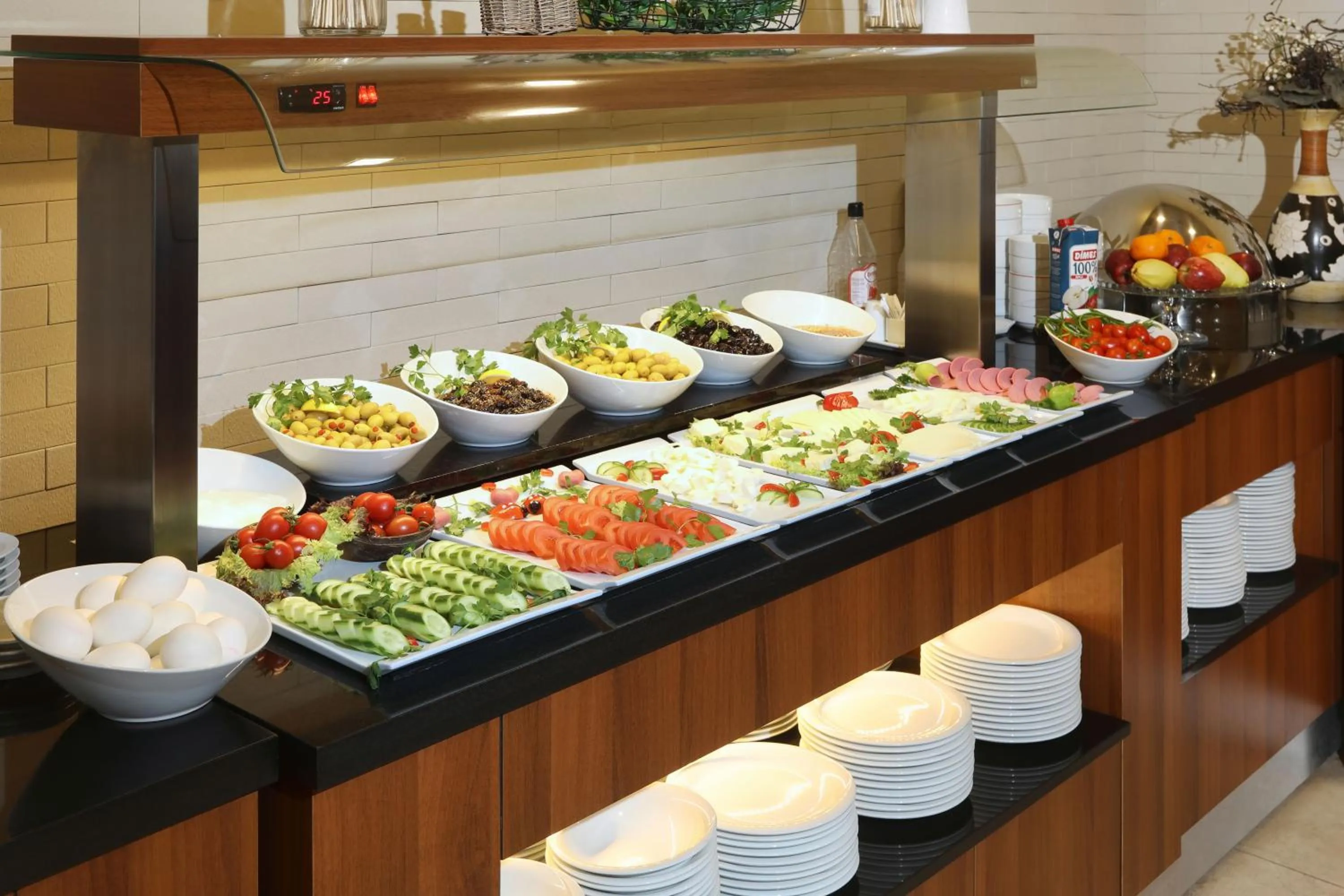 Buffet breakfast in New Balturk Hotel Izmit
