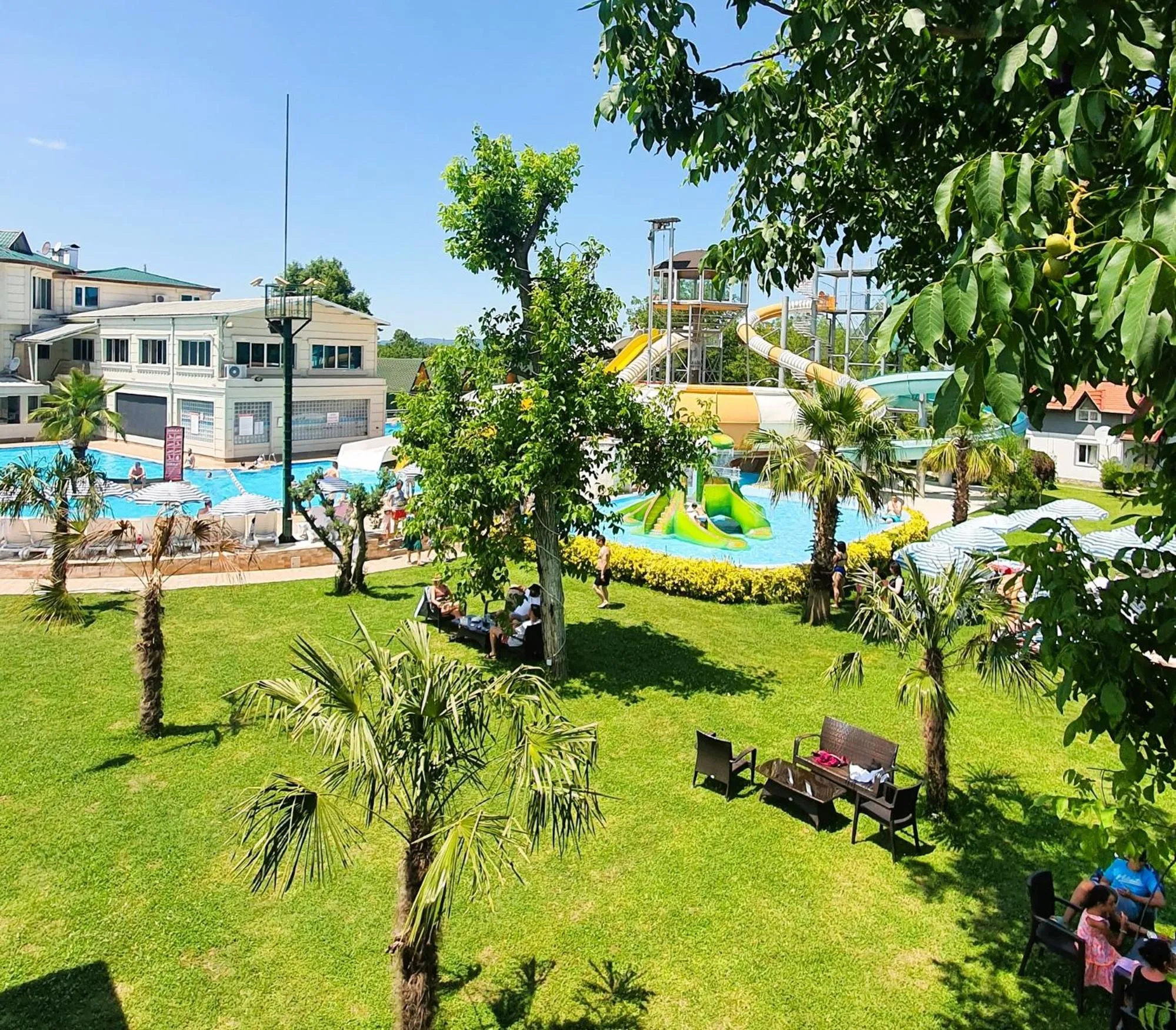 Garden in Sapanca Aqua Wellness Spa Hotel