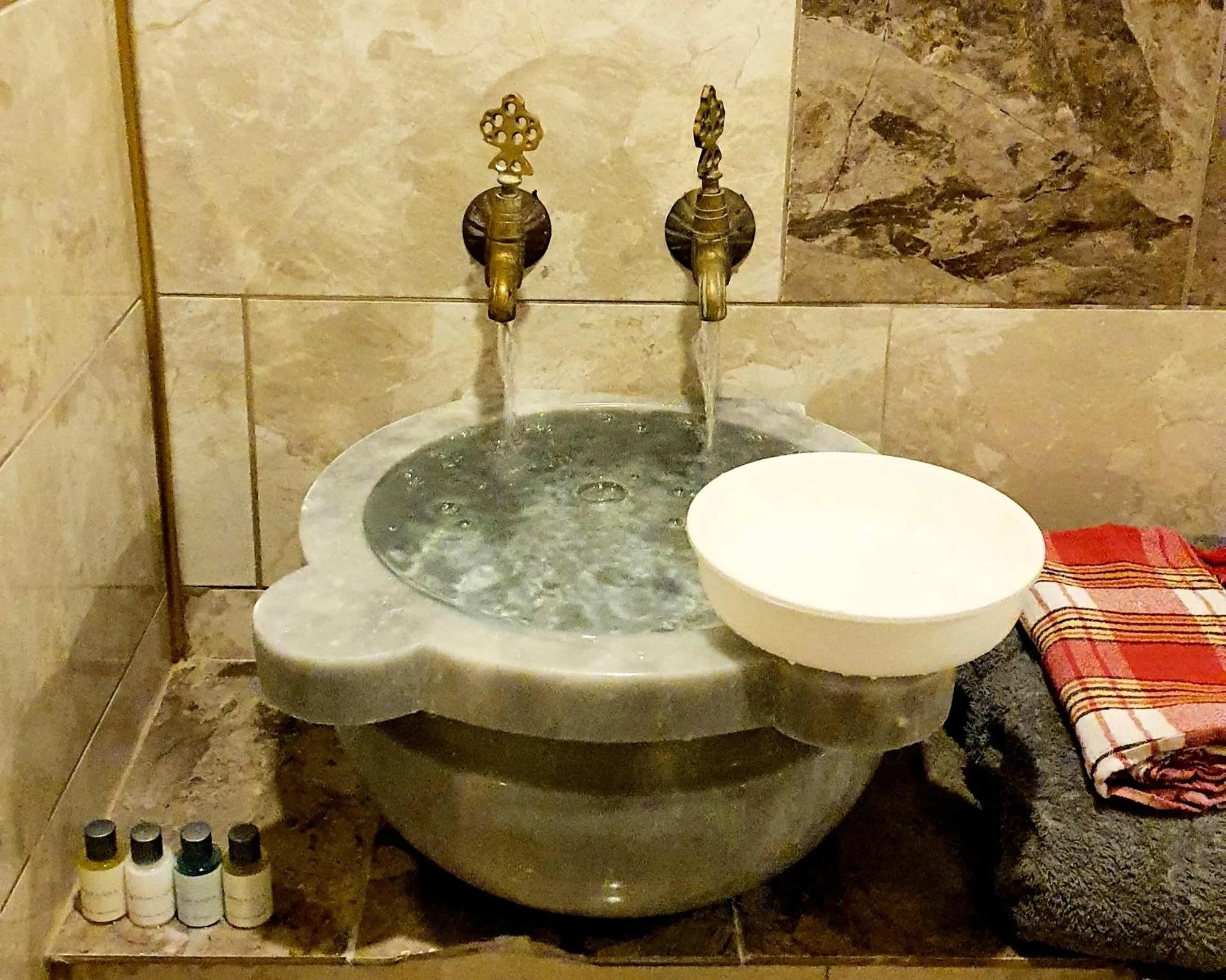 Public Bath in Sapanca Aqua Wellness Spa Hotel