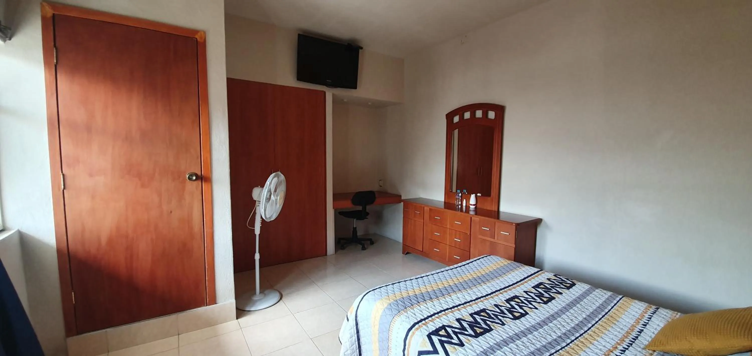 Photo of the whole room in Hotel Del Valle, Tecamachalco