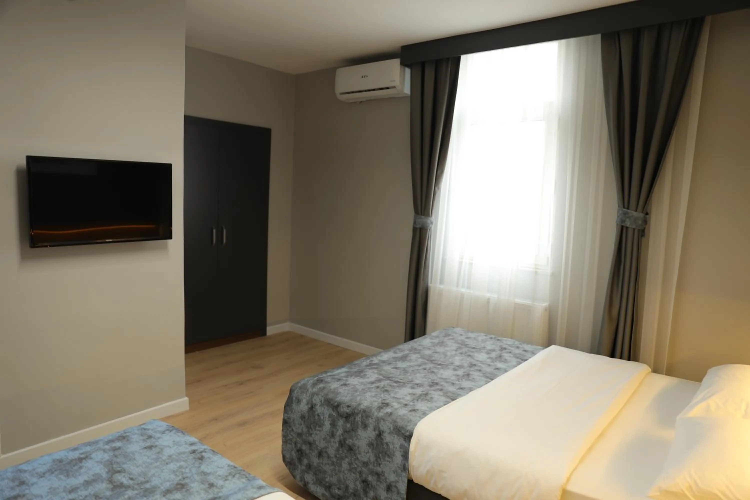 TV and multimedia, Bed in Turkuaz Hotel