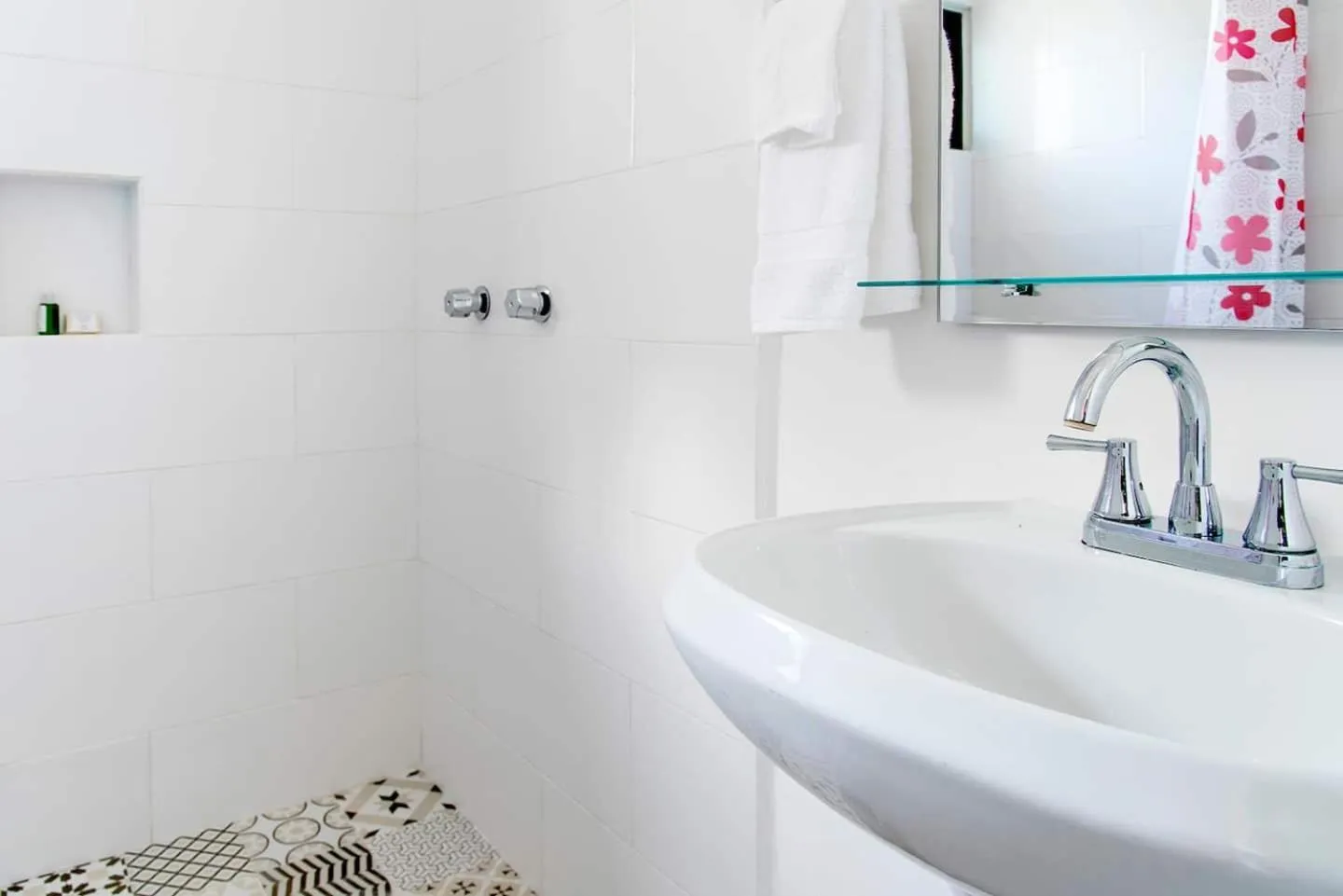 Valentina Suites by Las Flores Vacation Rentals