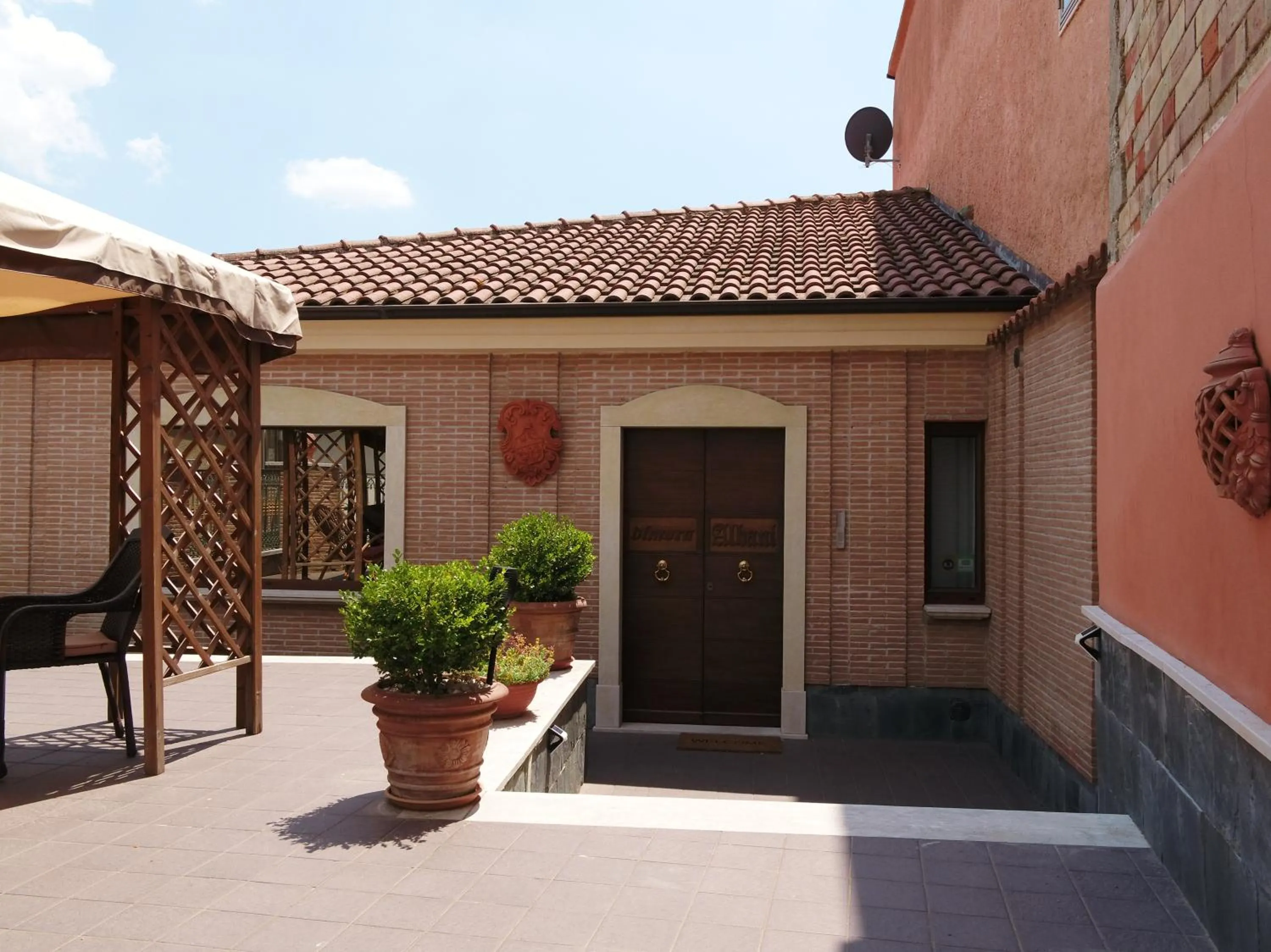 Garden in Luxury B&B Dimora Albani