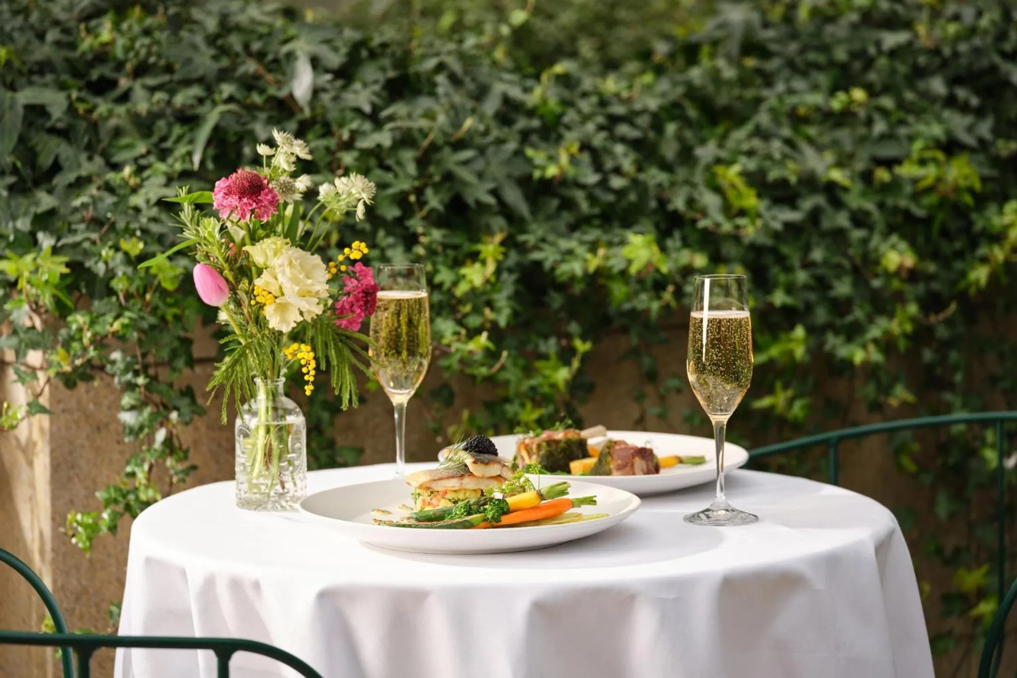 Food and drinks in COMO Metropolitan London