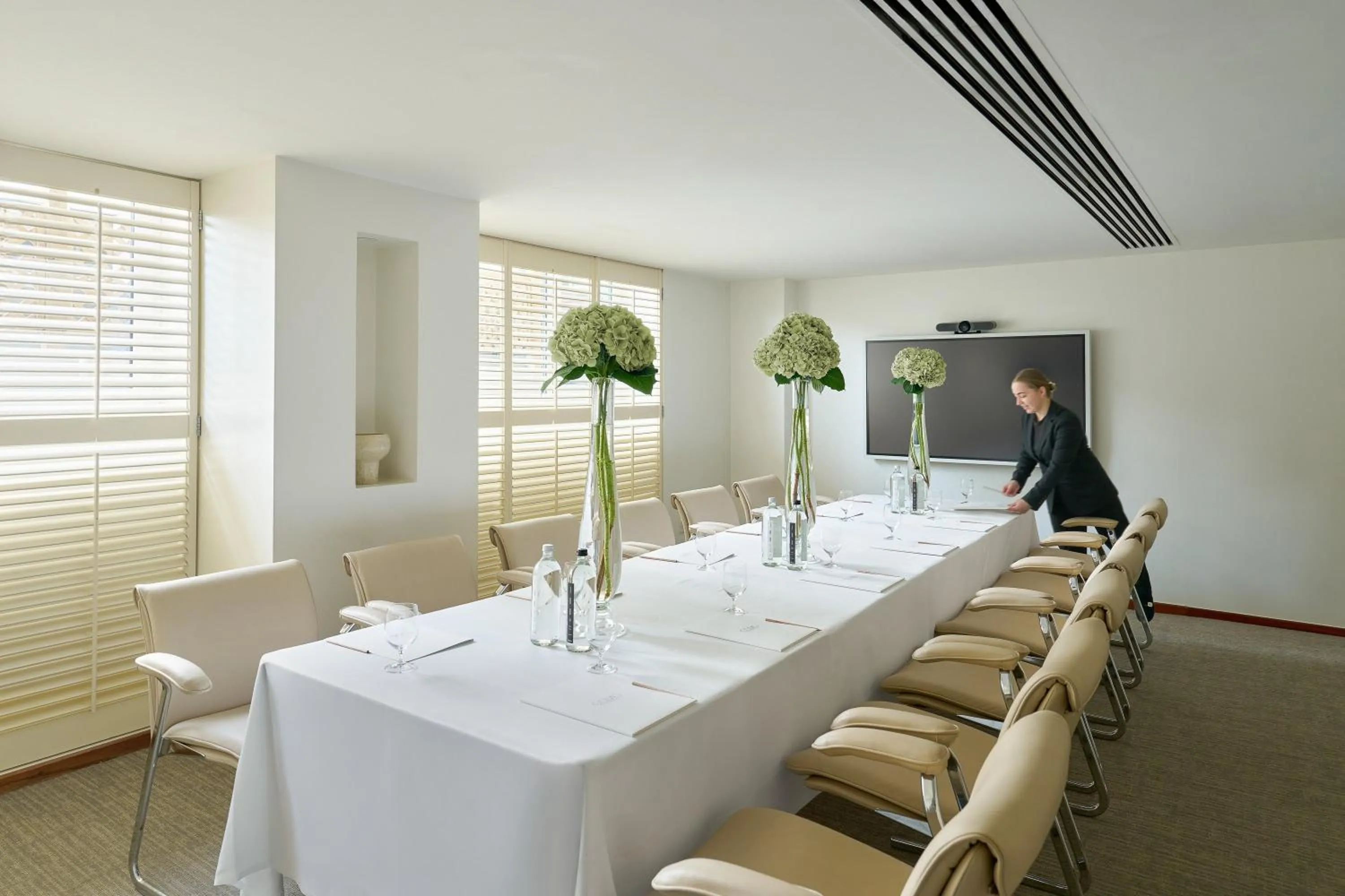 Business facilities in COMO Metropolitan London