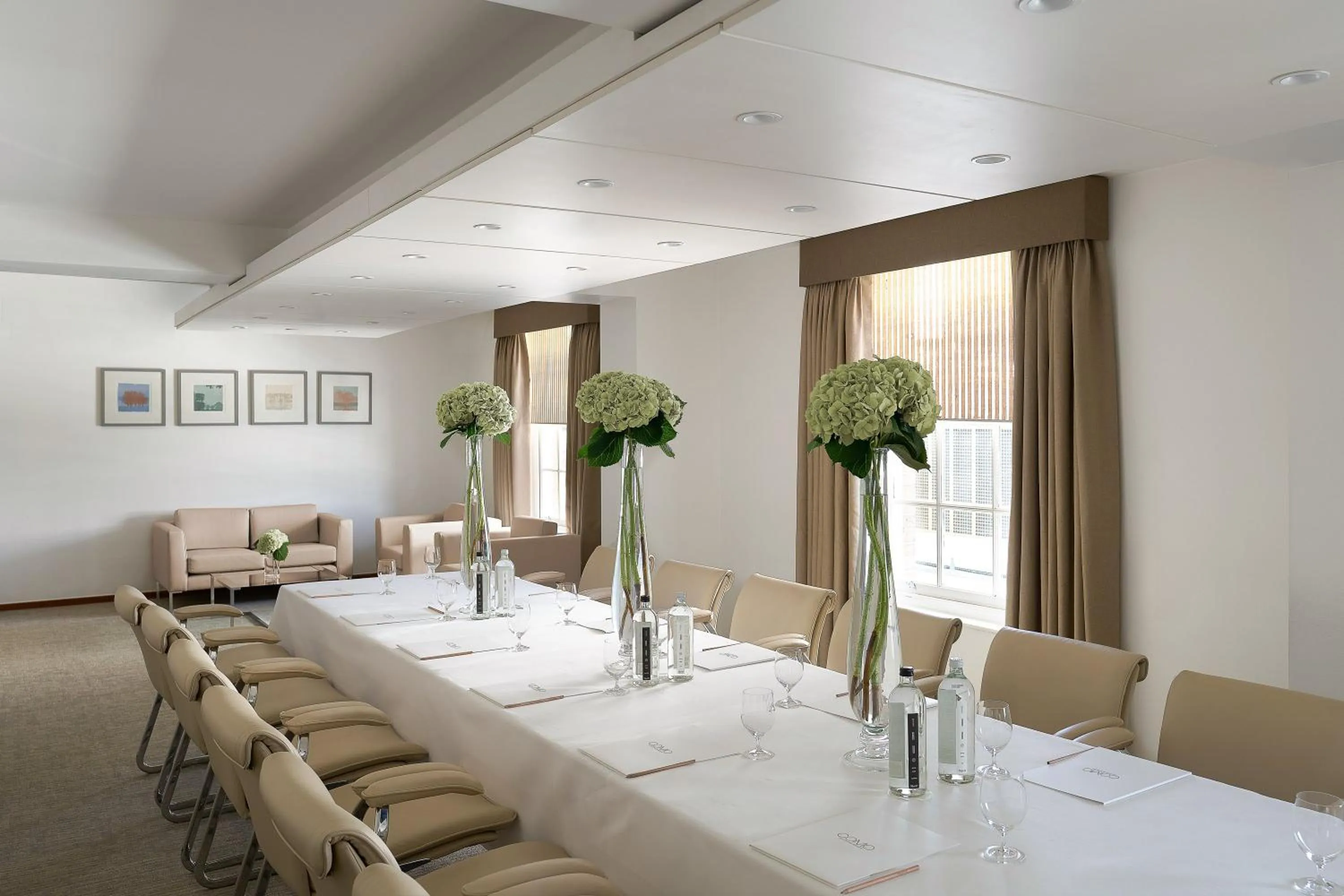 Business facilities in COMO Metropolitan London