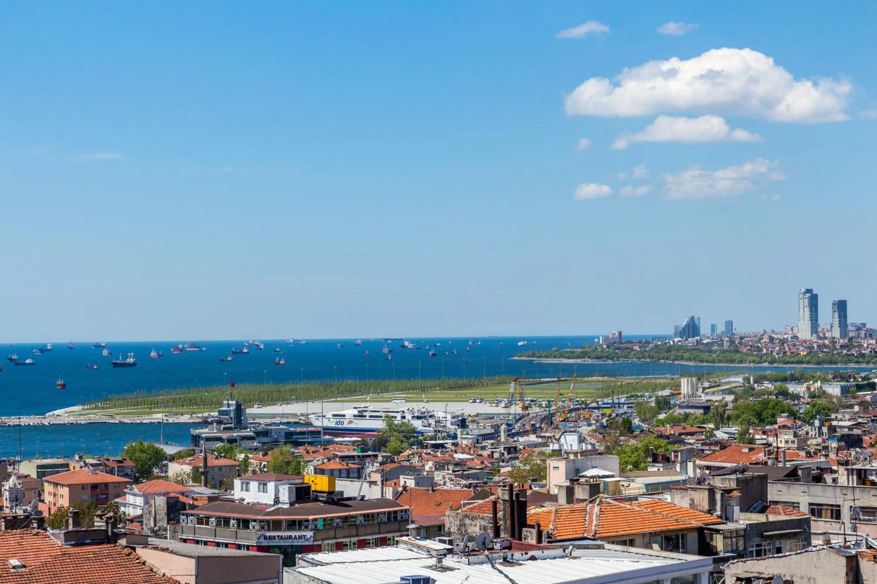 Day in Grand Rosa Hotel