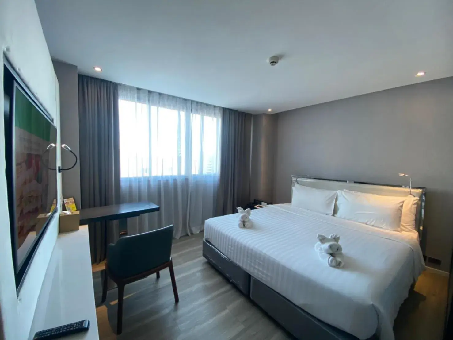 Deluxe Room in Citrus Grande Hotel Pattaya by Compass Hospitality Deluxe Room in Citrus Grande Hotel Pattaya by Compass Hospitality