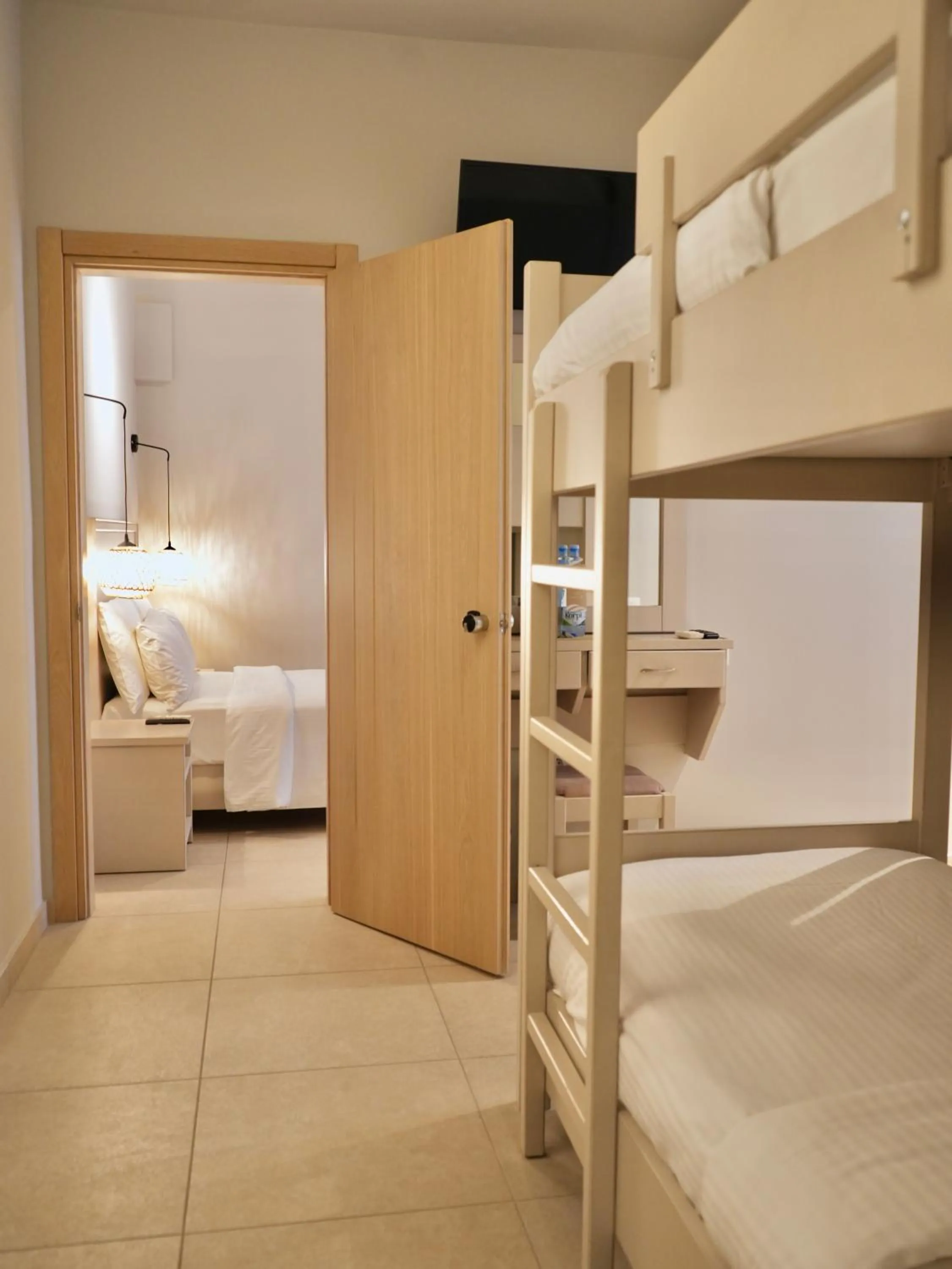 Family, Bed in Telesilla Hotel