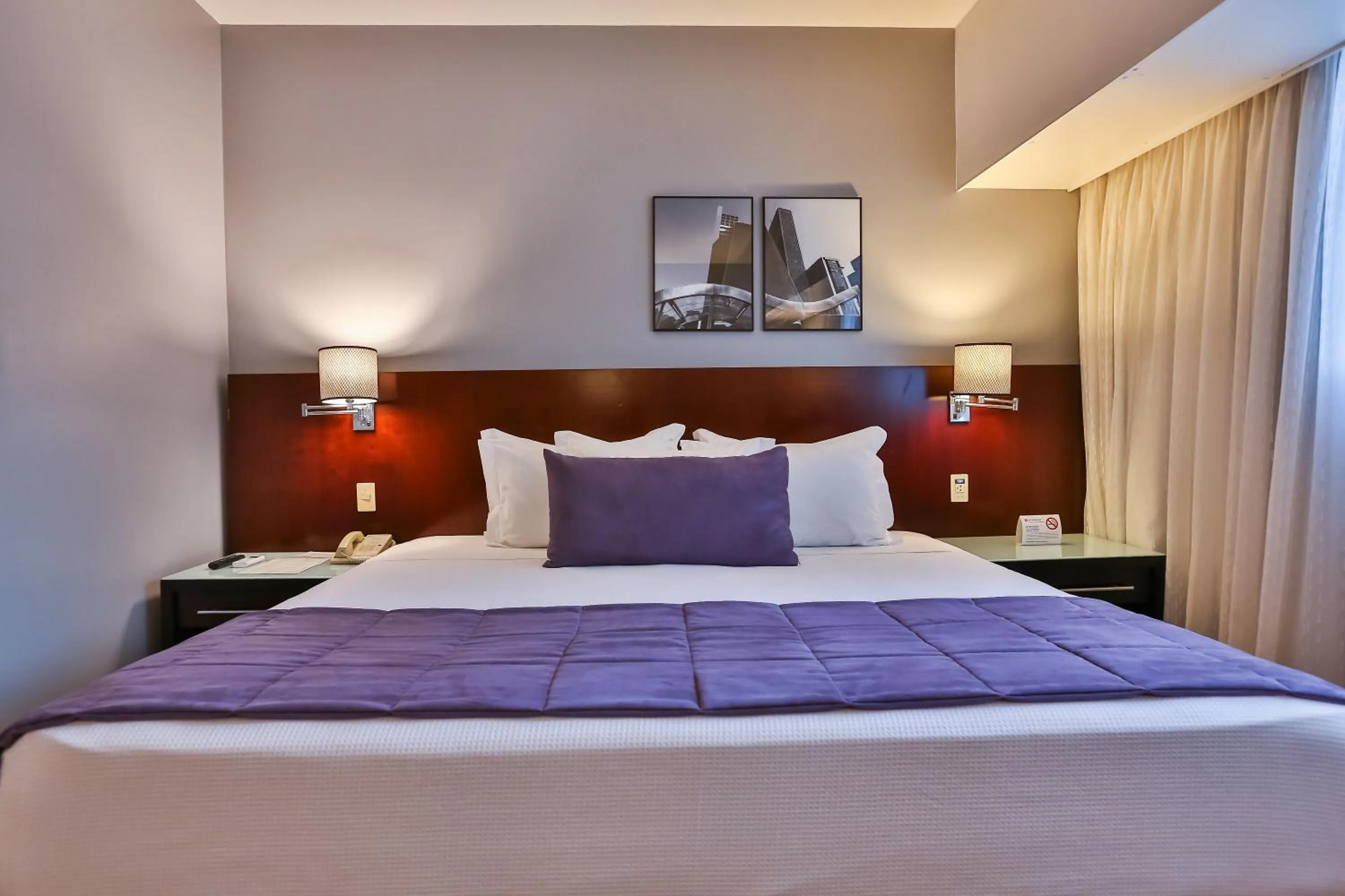 Bed in Wyndham São Paulo Berrini