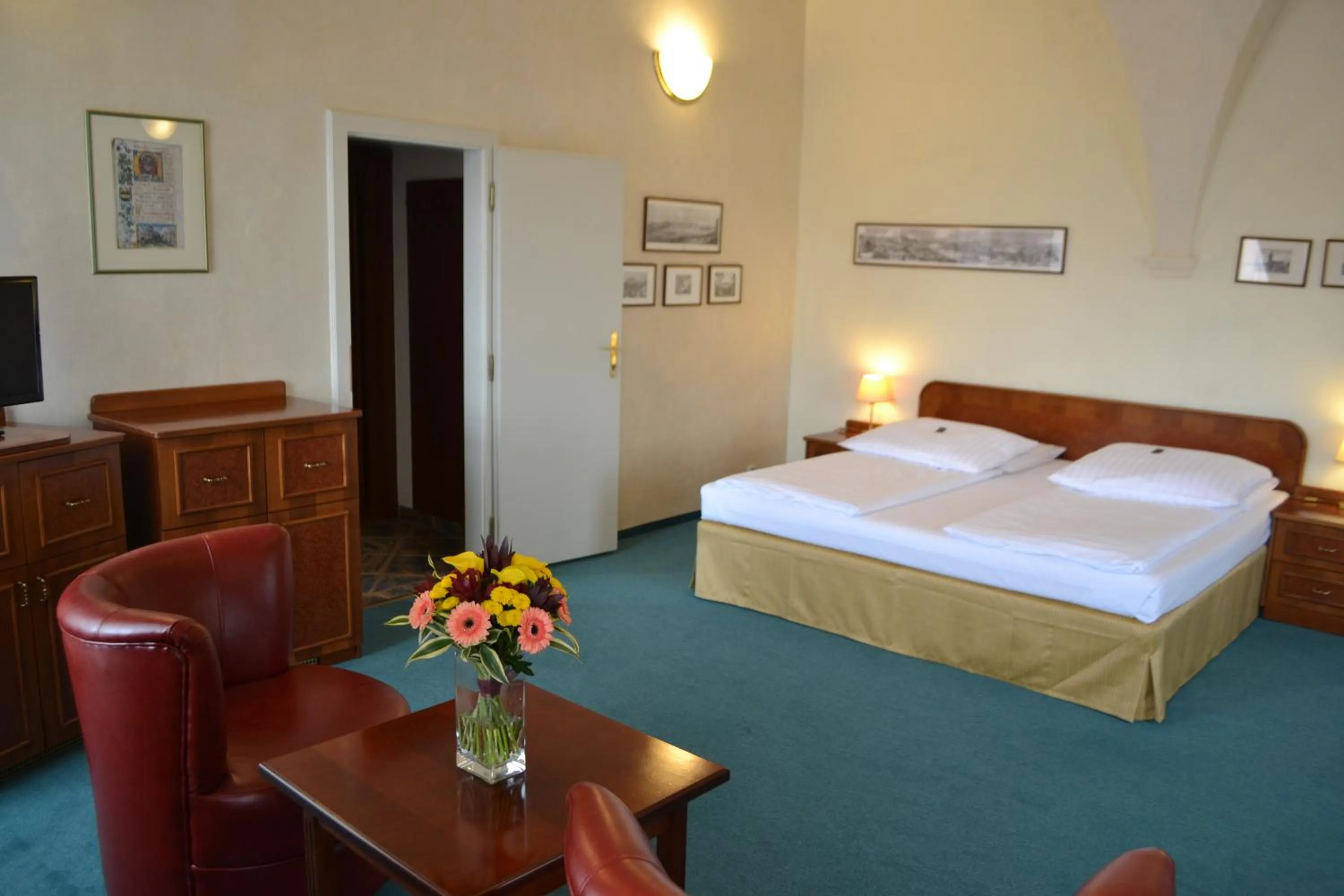 Photo of the whole room, Bed in Adalbert Ecohotel