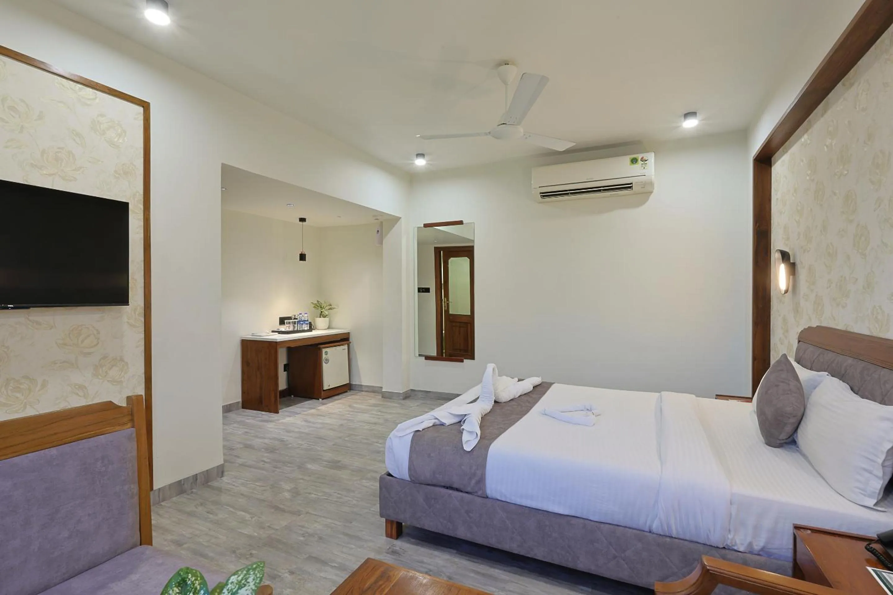 TV and multimedia, Bed in Hotel Apex