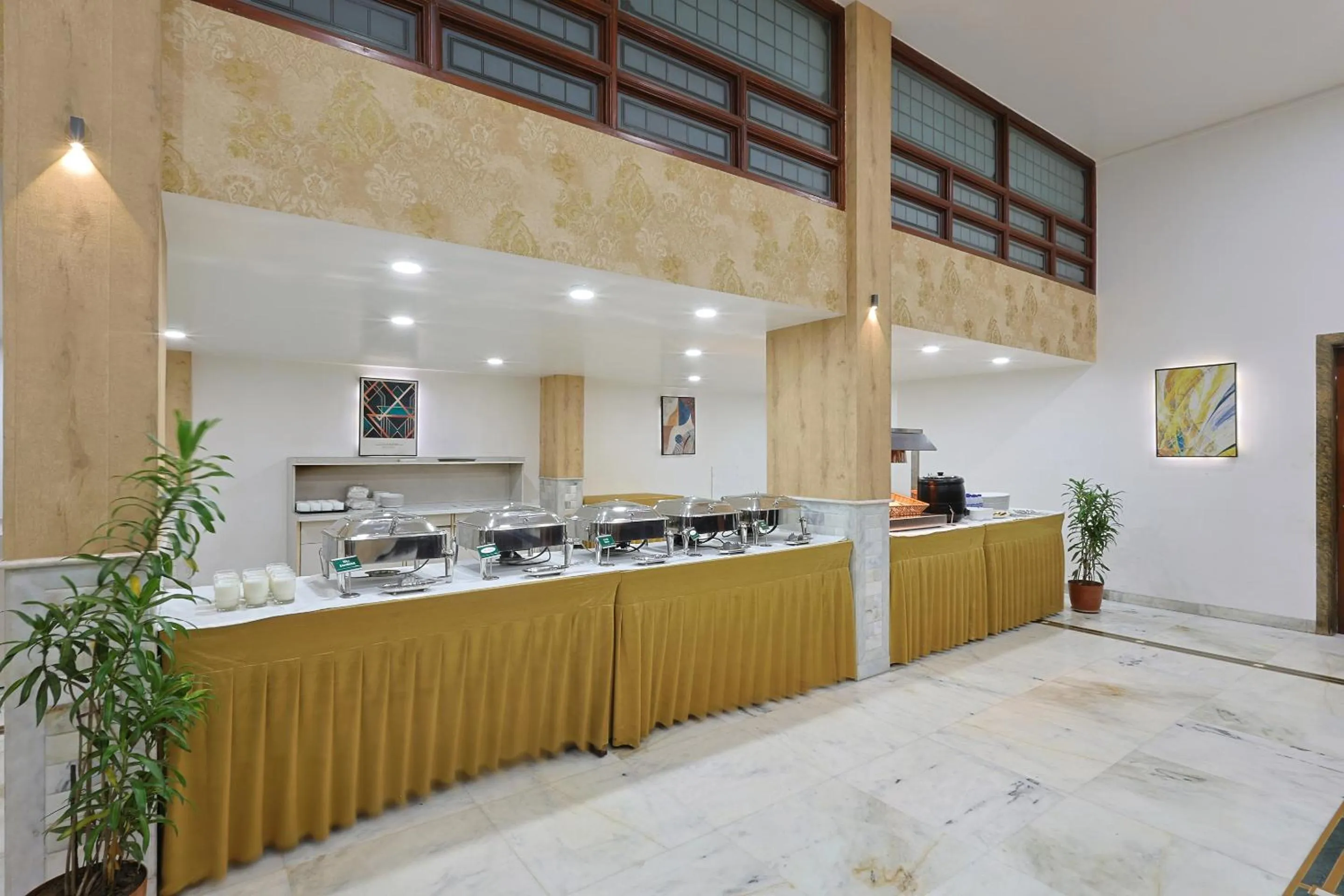 Food and drinks in Hotel Apex