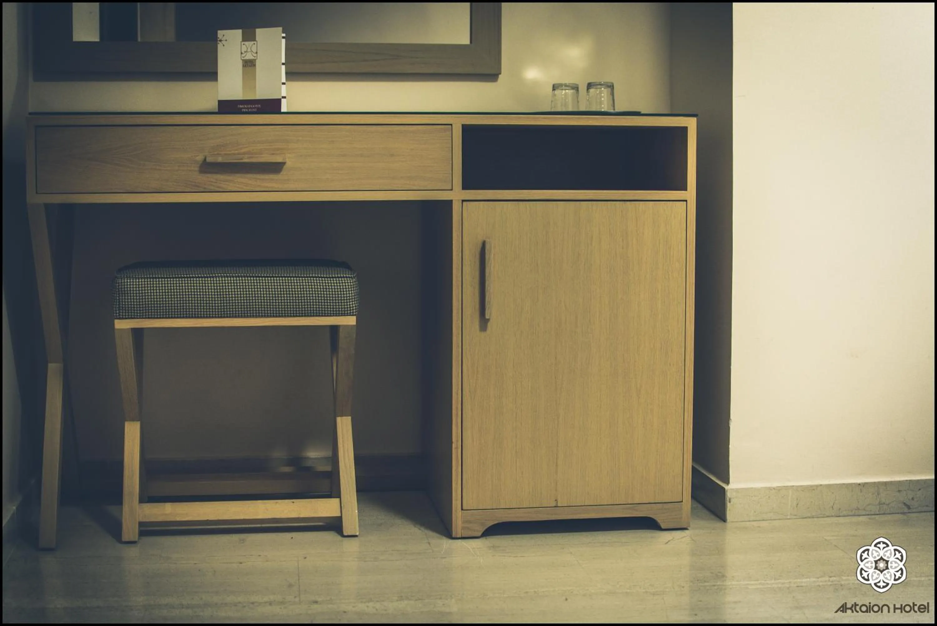 wardrobe in Aktaion Hotel