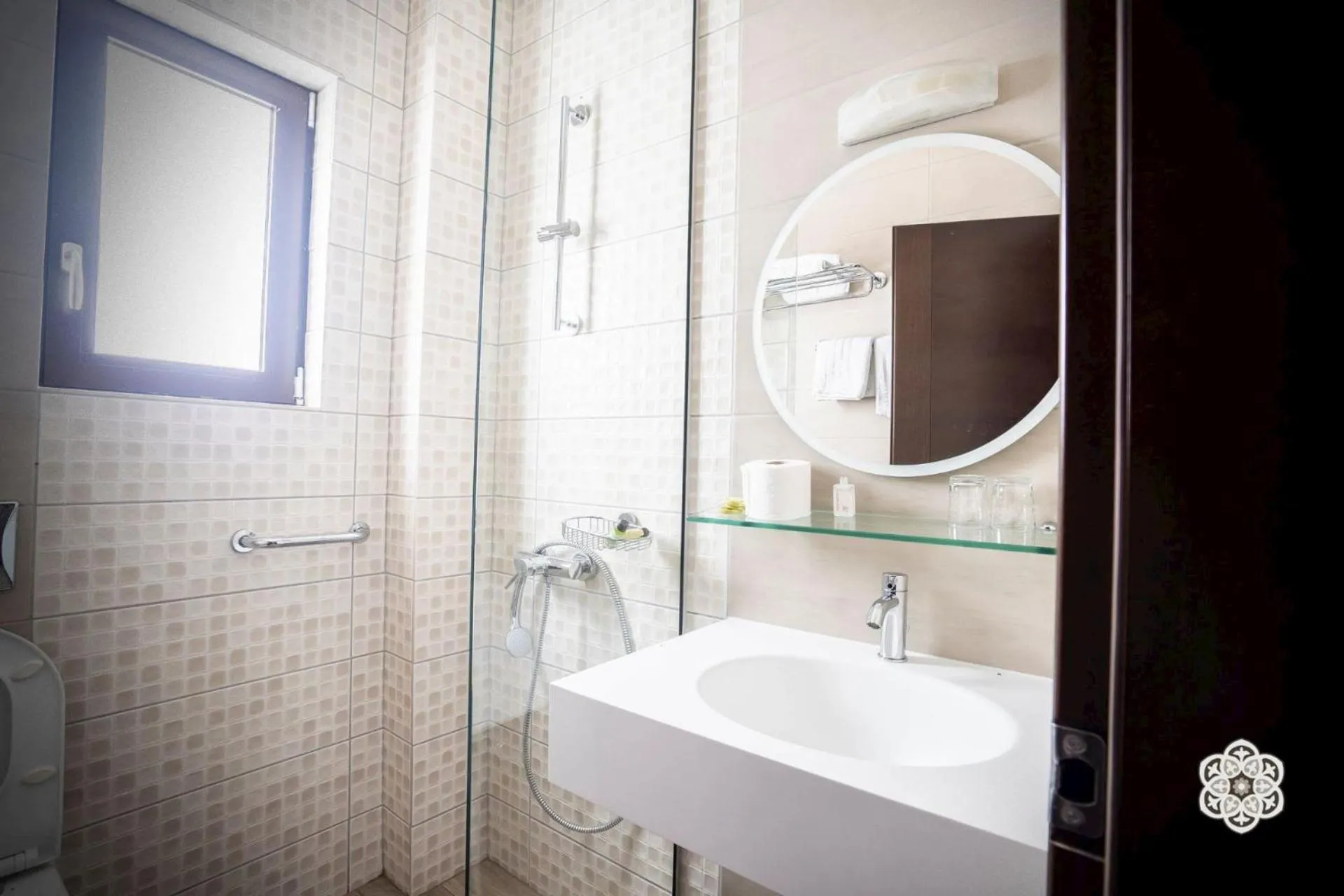 Shower in Aktaion Hotel