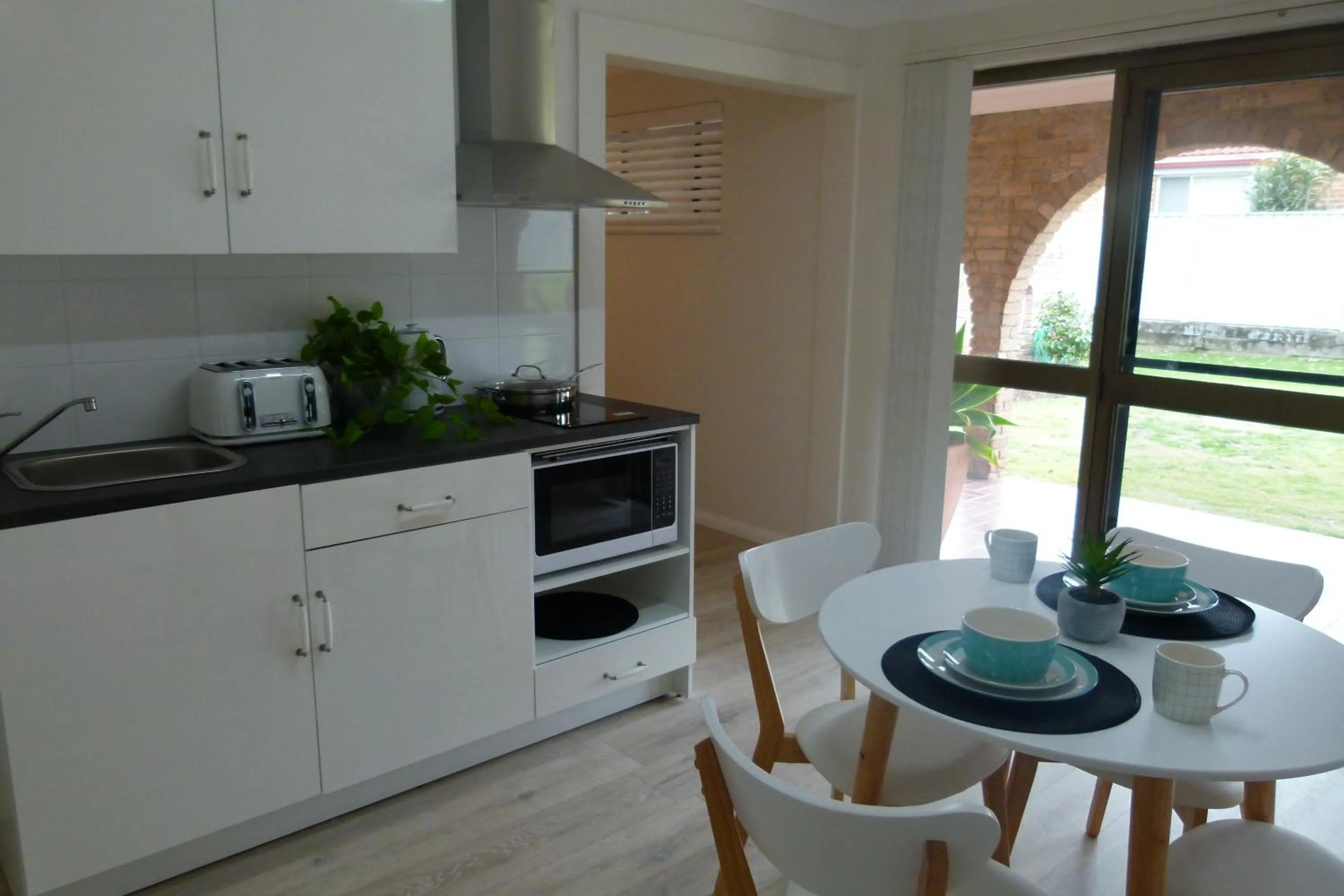 Kitchen or kitchenette in The Sanctuary at Paradise Beach B&B