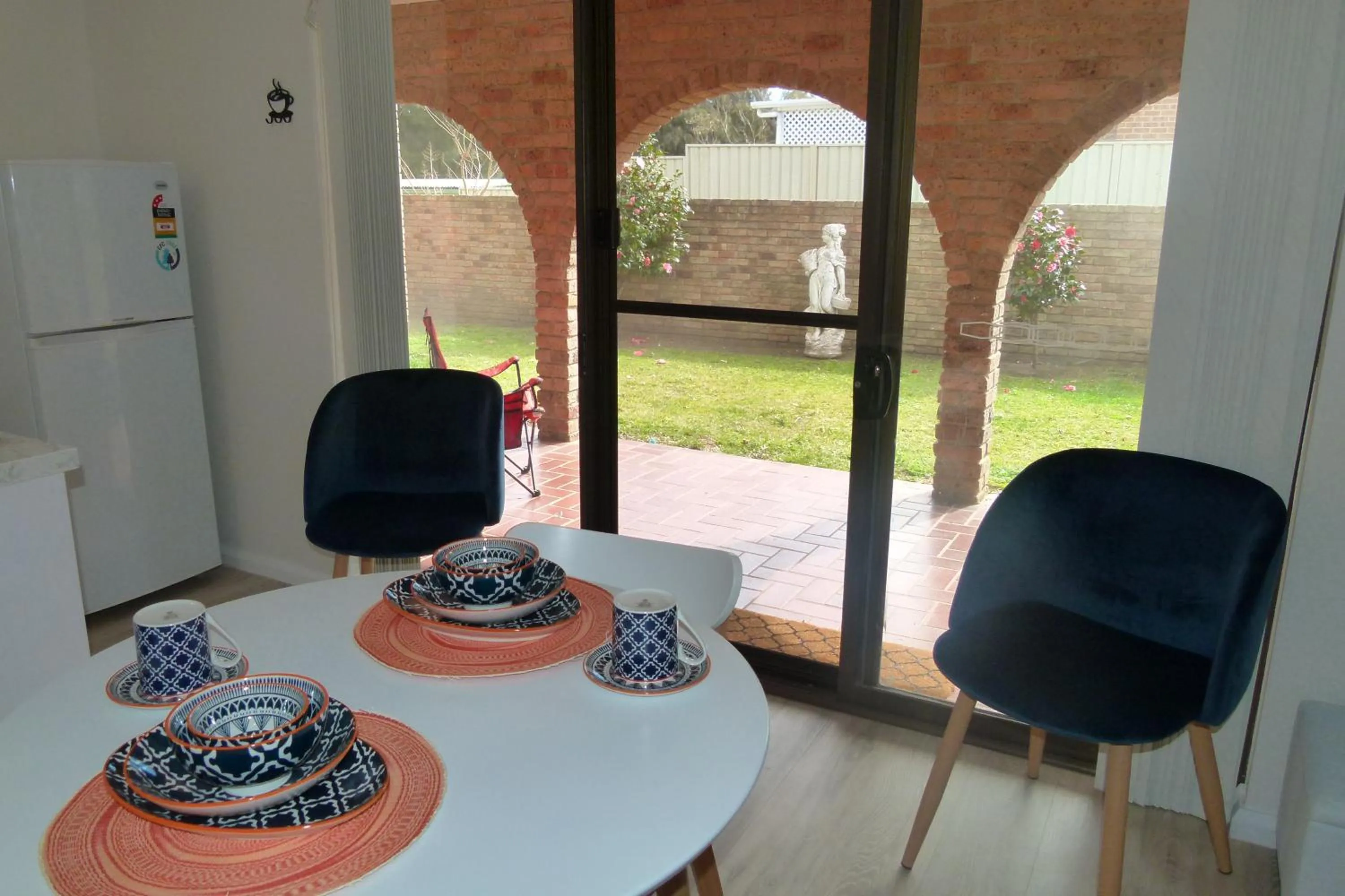 Dining area in The Sanctuary at Paradise Beach B&B