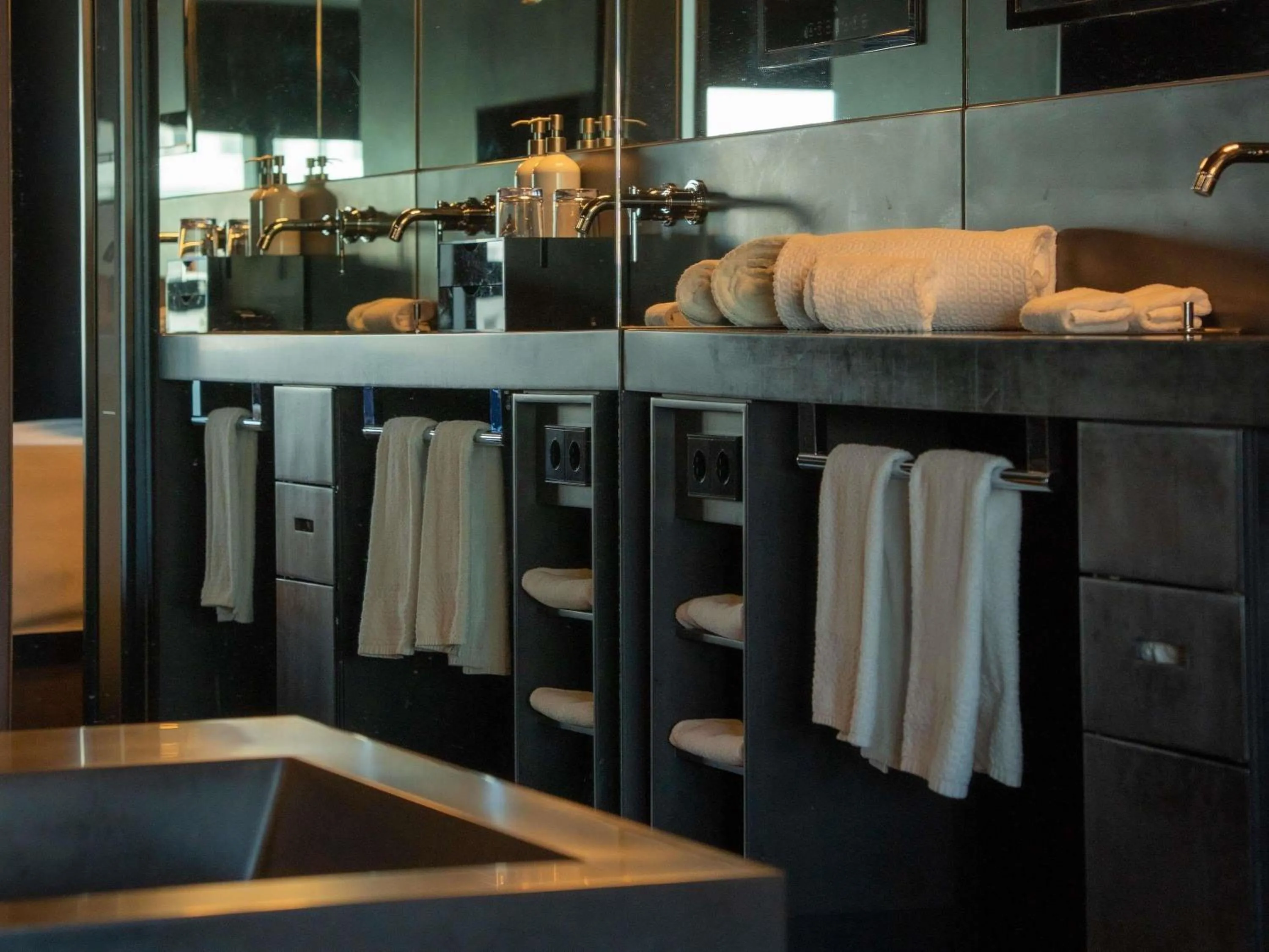 Bedroom in SO/ Vienna