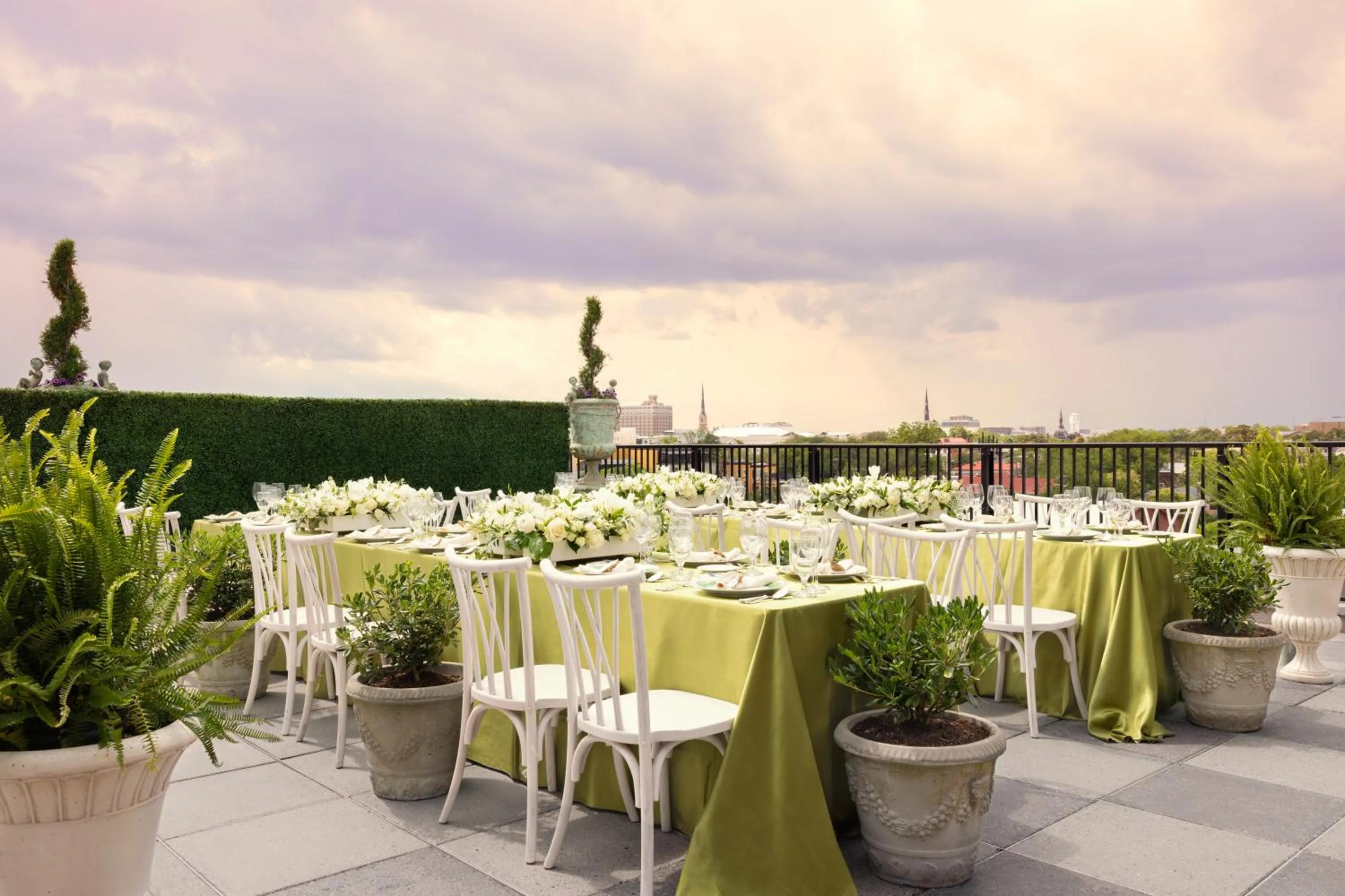 Market Pavilion Hotel