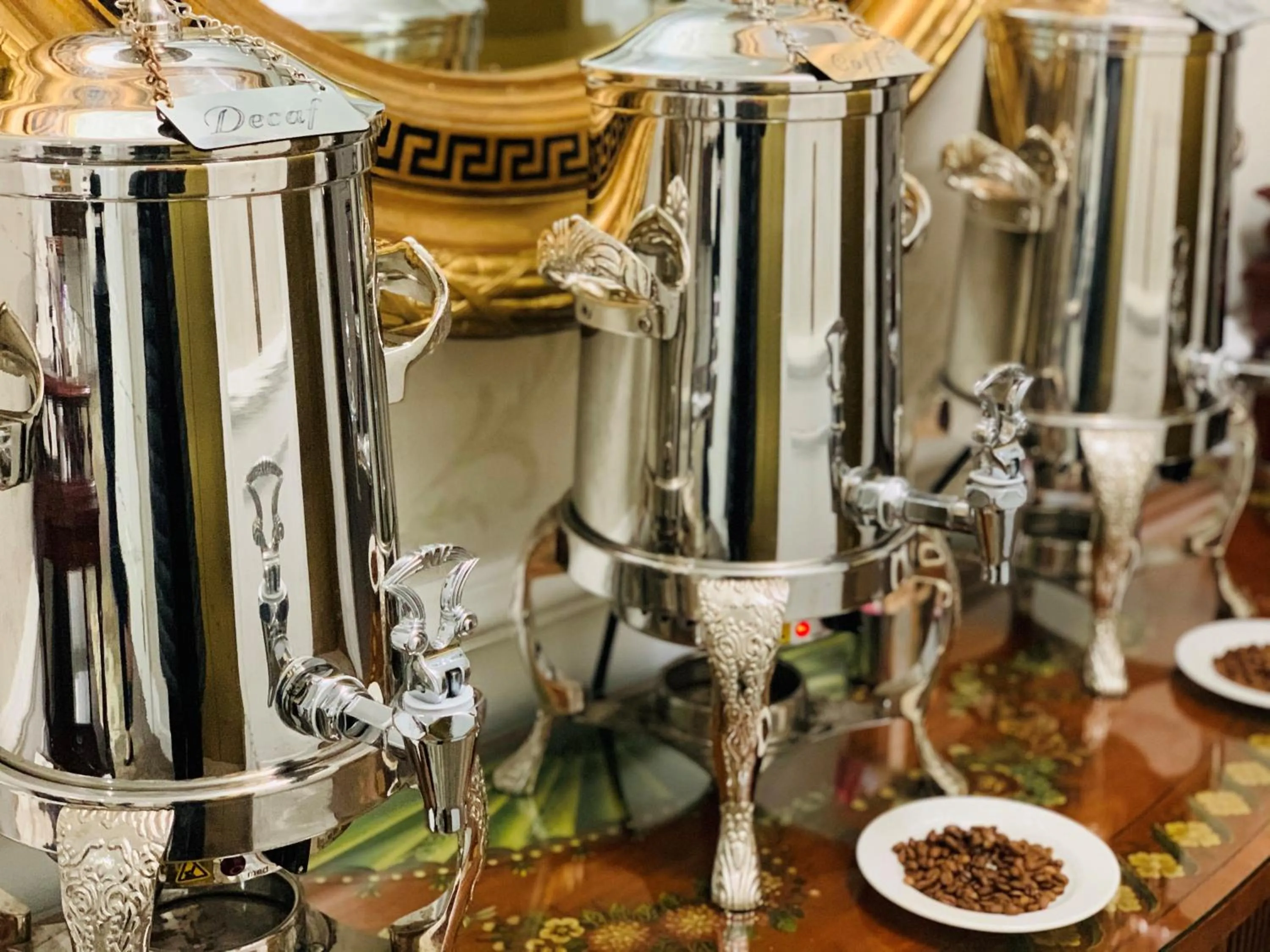 Market Pavilion Hotel