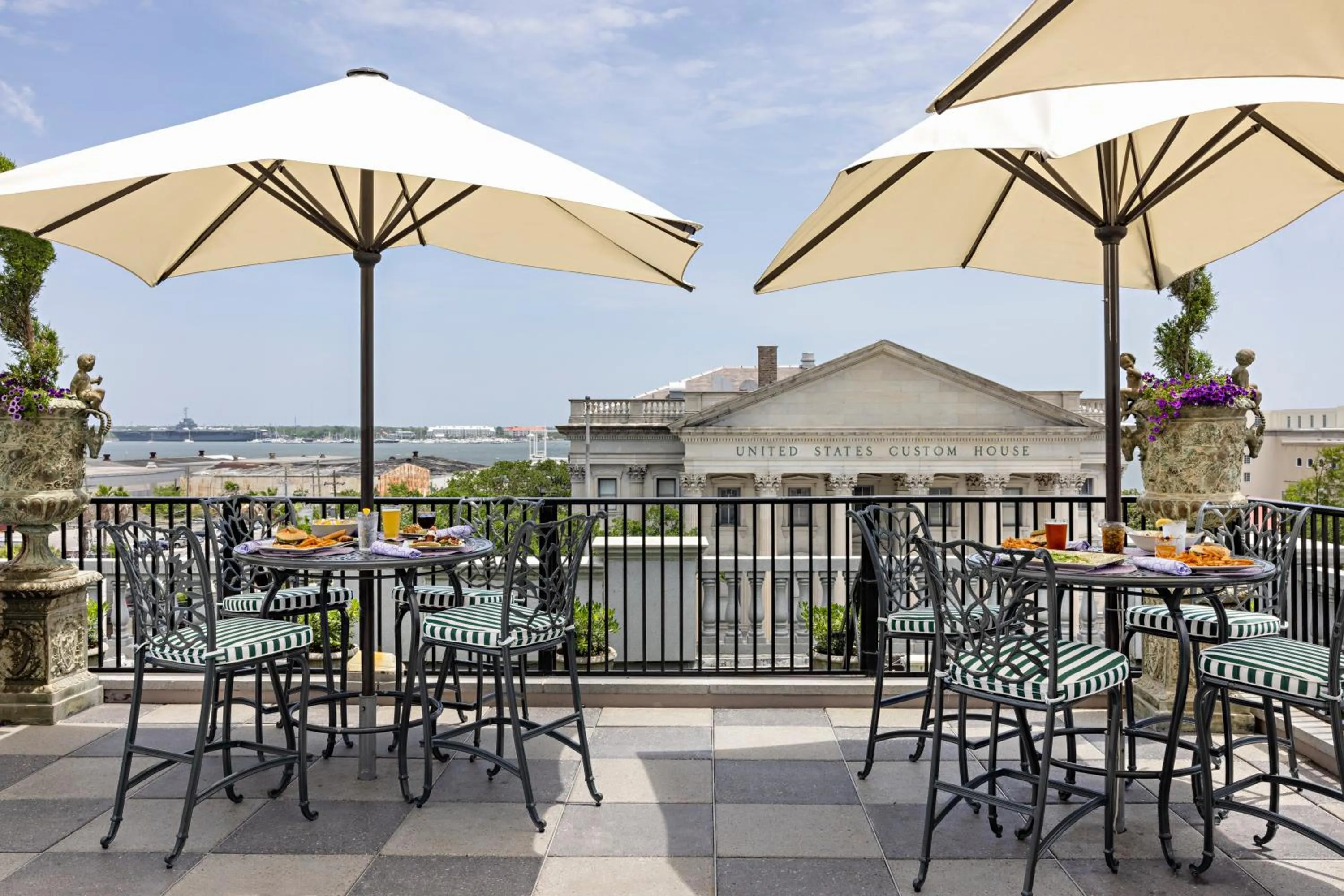 Market Pavilion Hotel