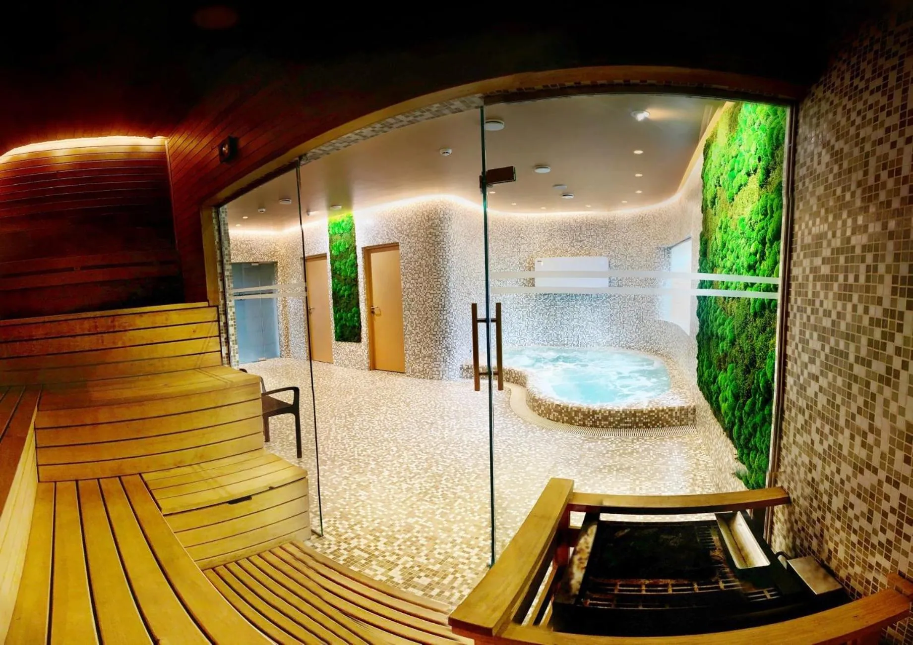 Spa and wellness centre/facilities in Hotel Porto