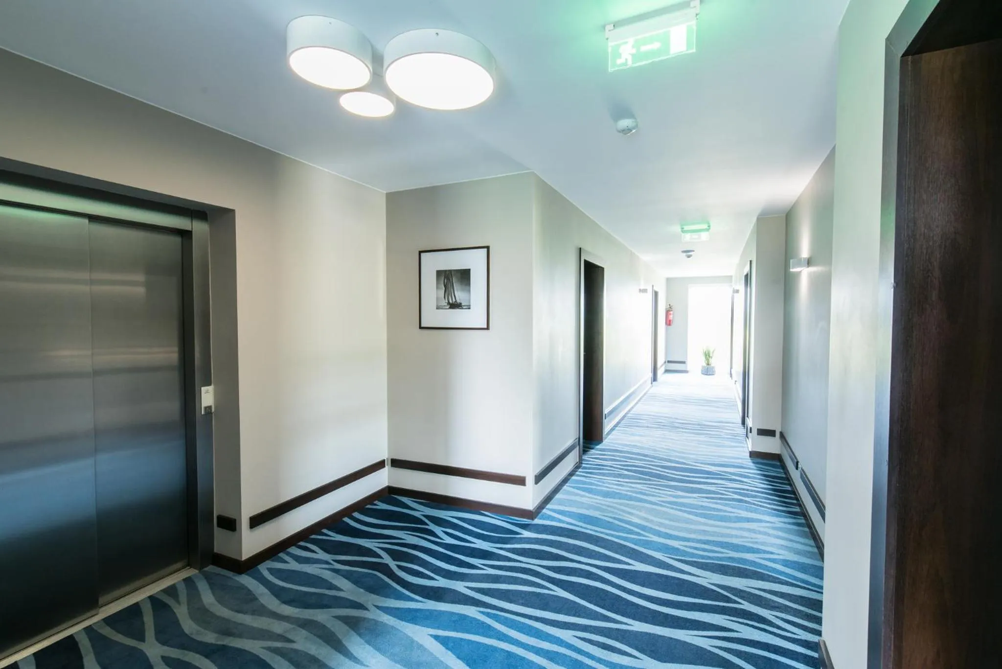 Facility for disabled guests in Hotel Porto