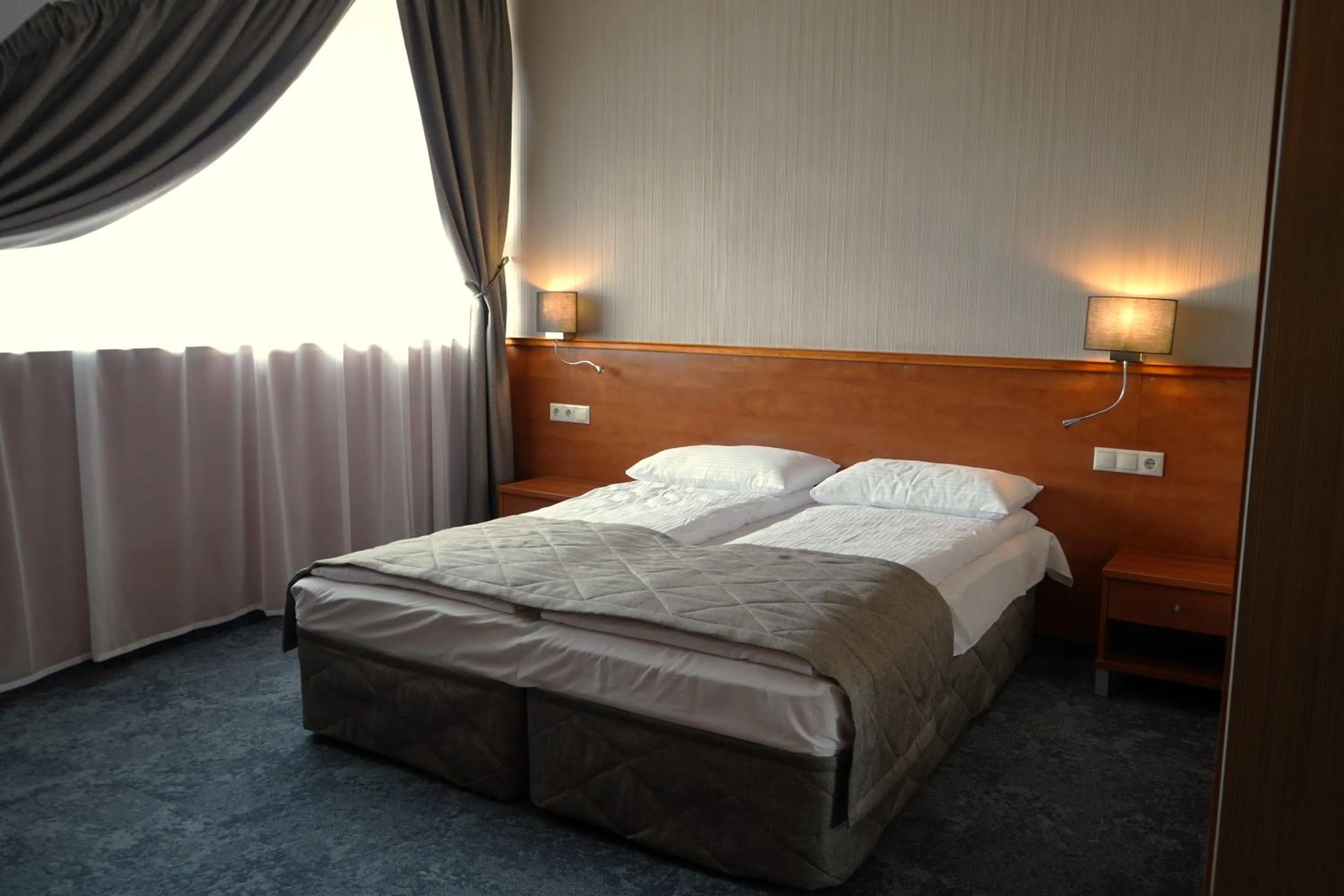 Photo of the whole room, Bed in Hotel Porto