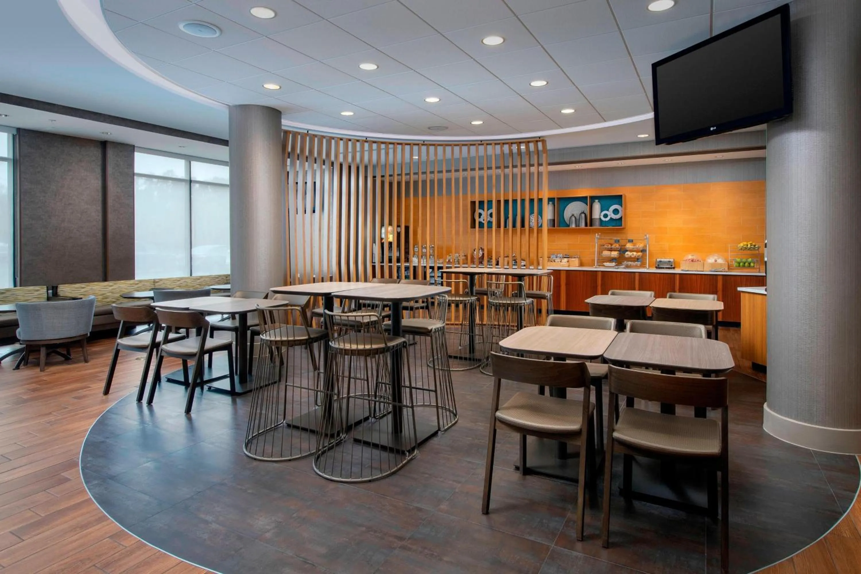 Breakfast in SpringHill Suites Potomac Mills Woodbridge