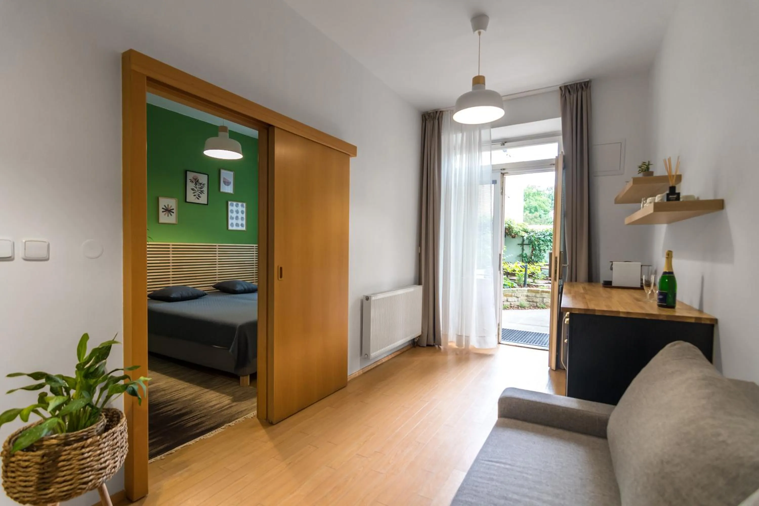 Photo of the whole room, Bed in Hotel Museum