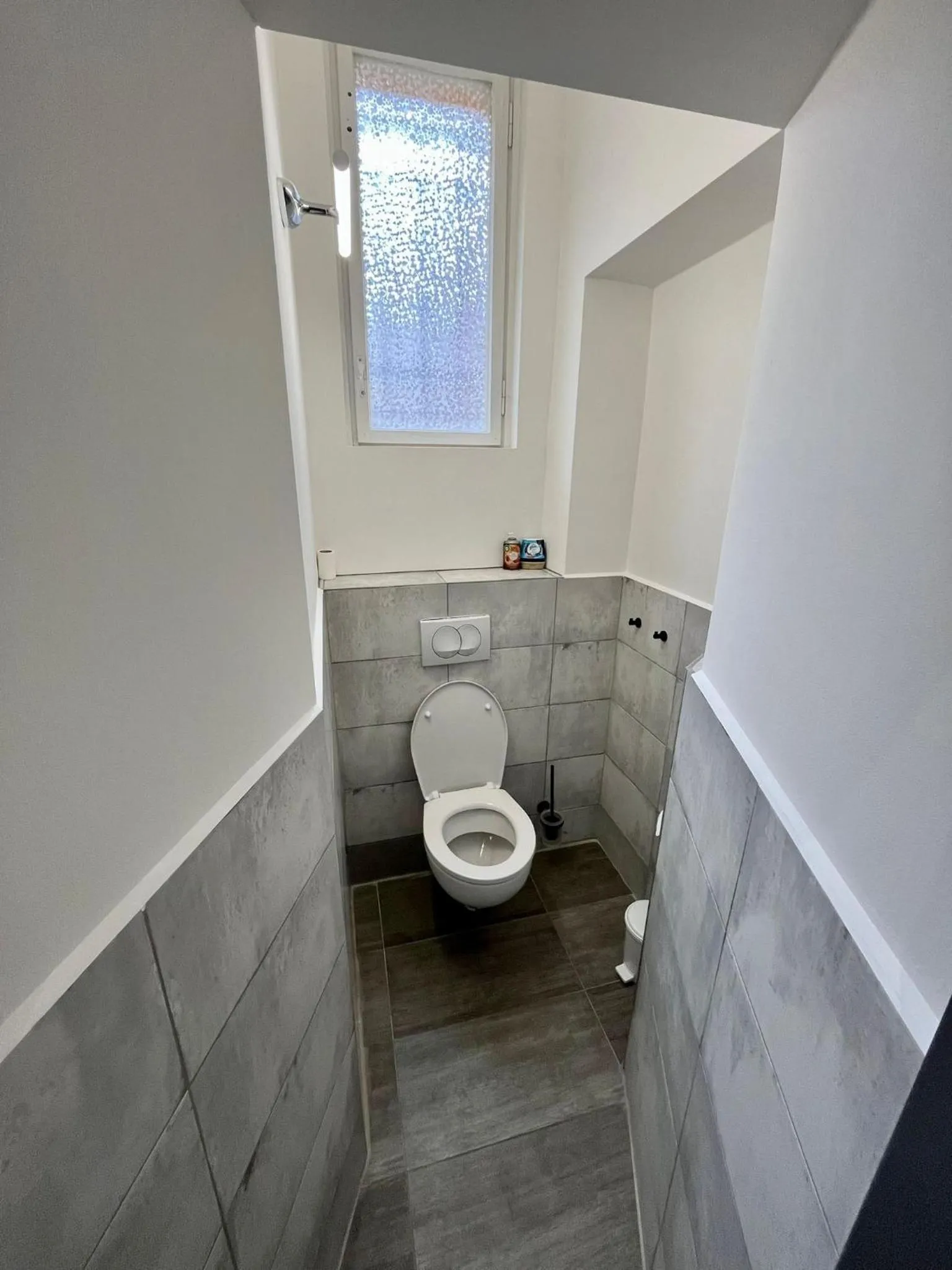 Toilet in Casa Italia Prague