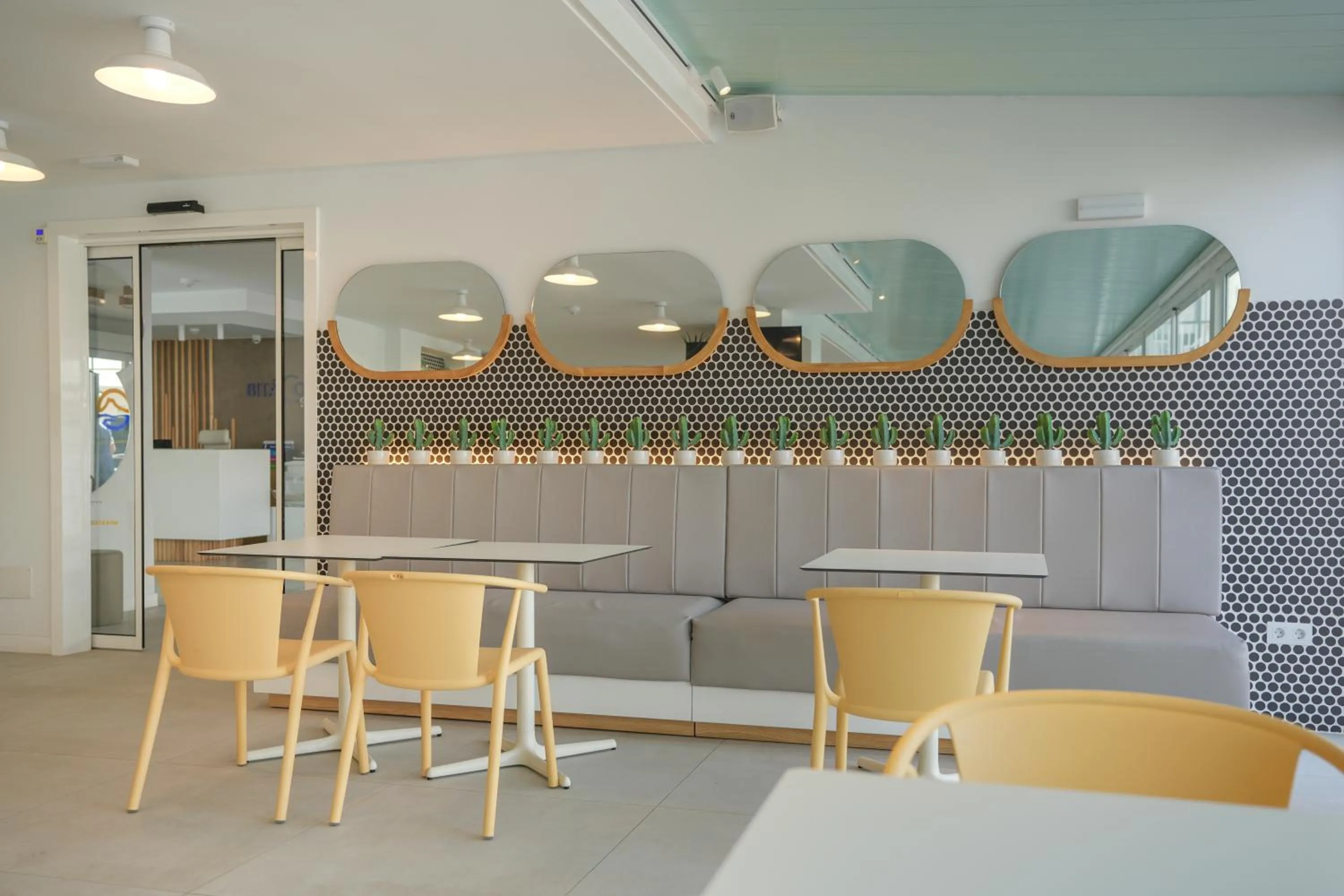 Restaurant/places to eat in Bitacora Lanzarote Club