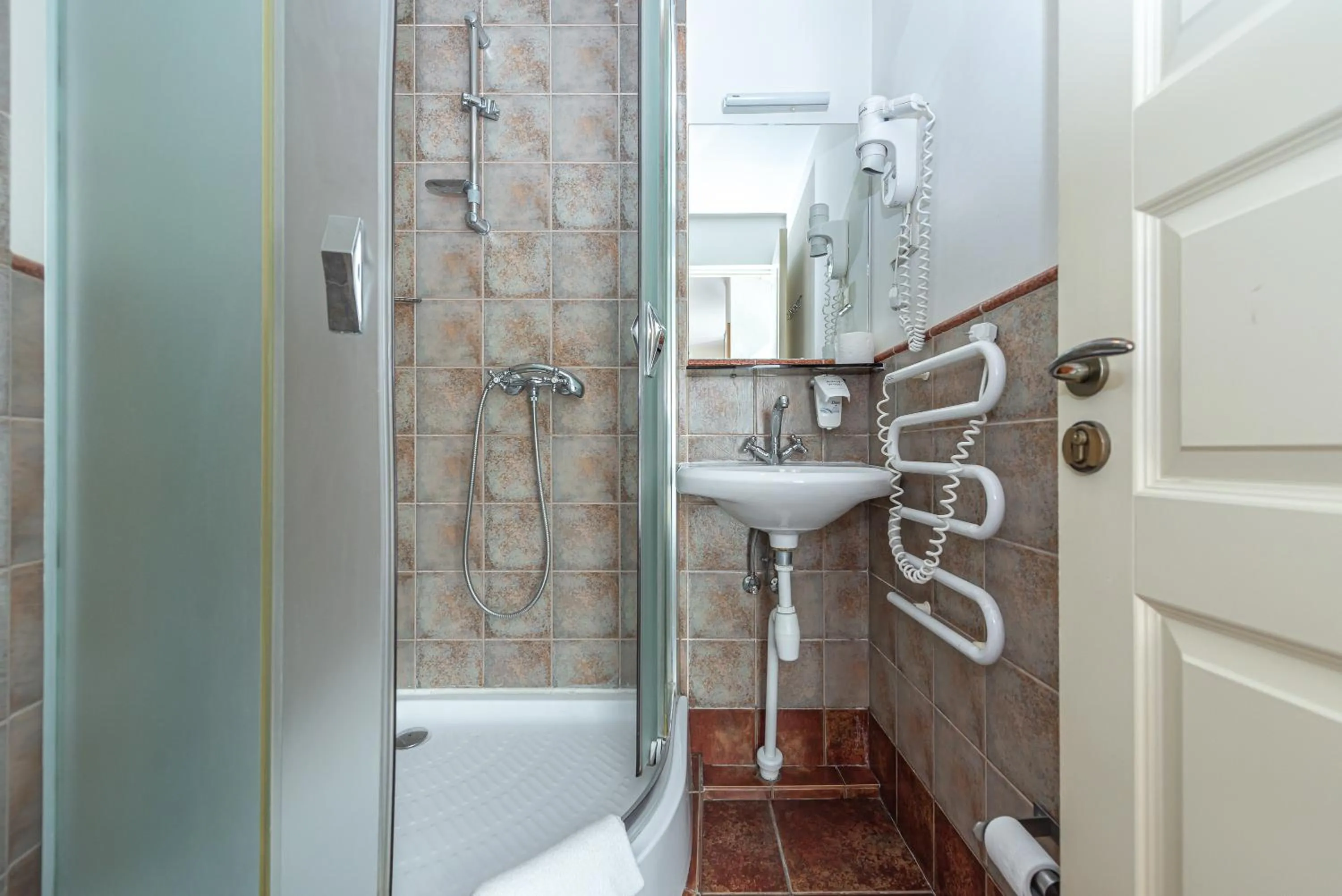 Shower in Alexa Old Town