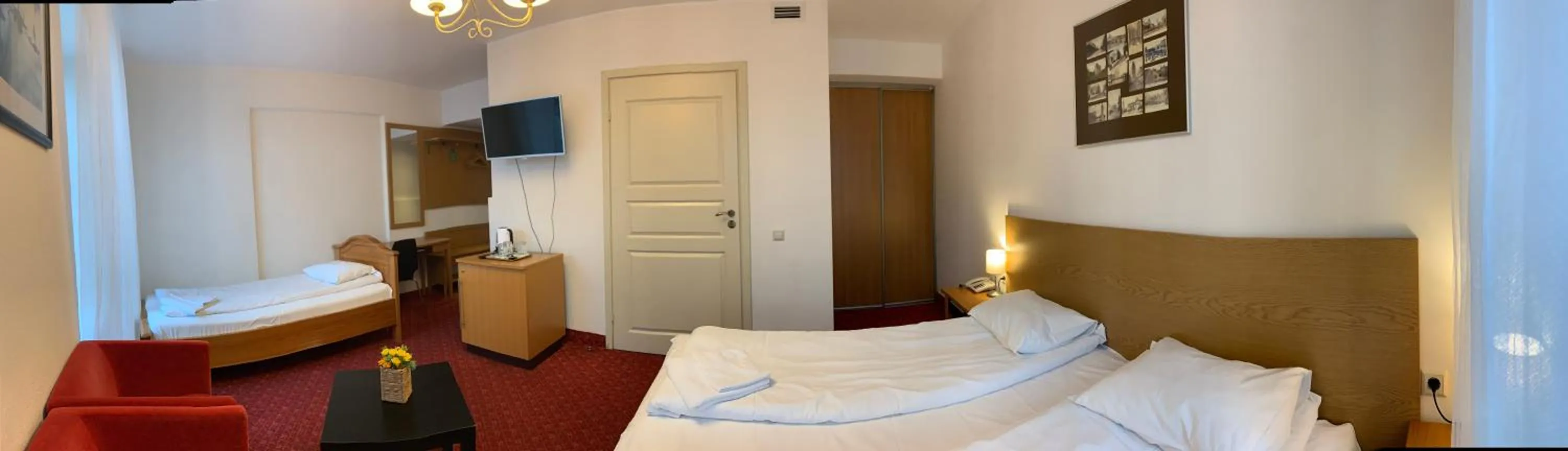 Triple Room in Alexa Old Town