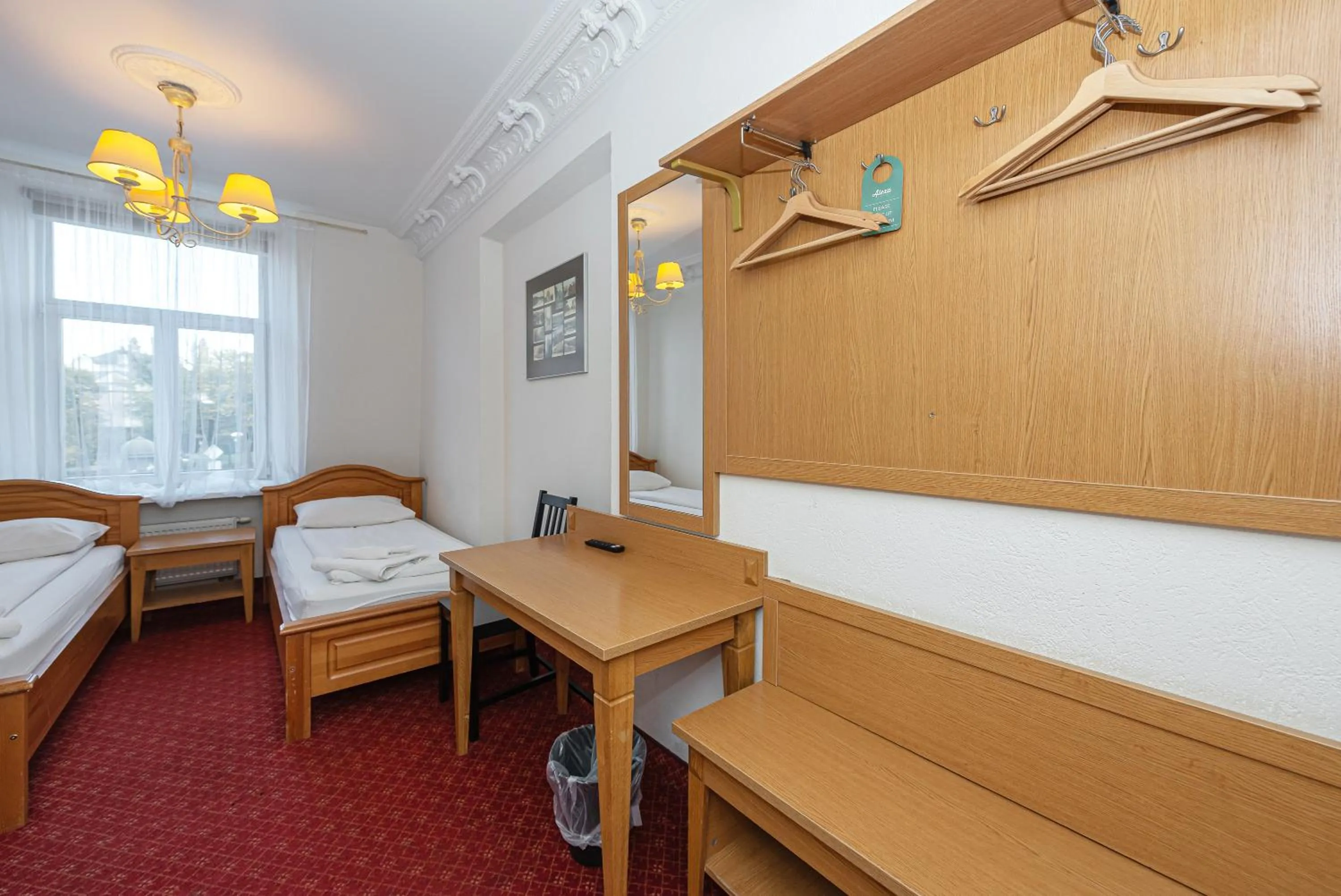 Bedroom, Bed in Alexa Old Town