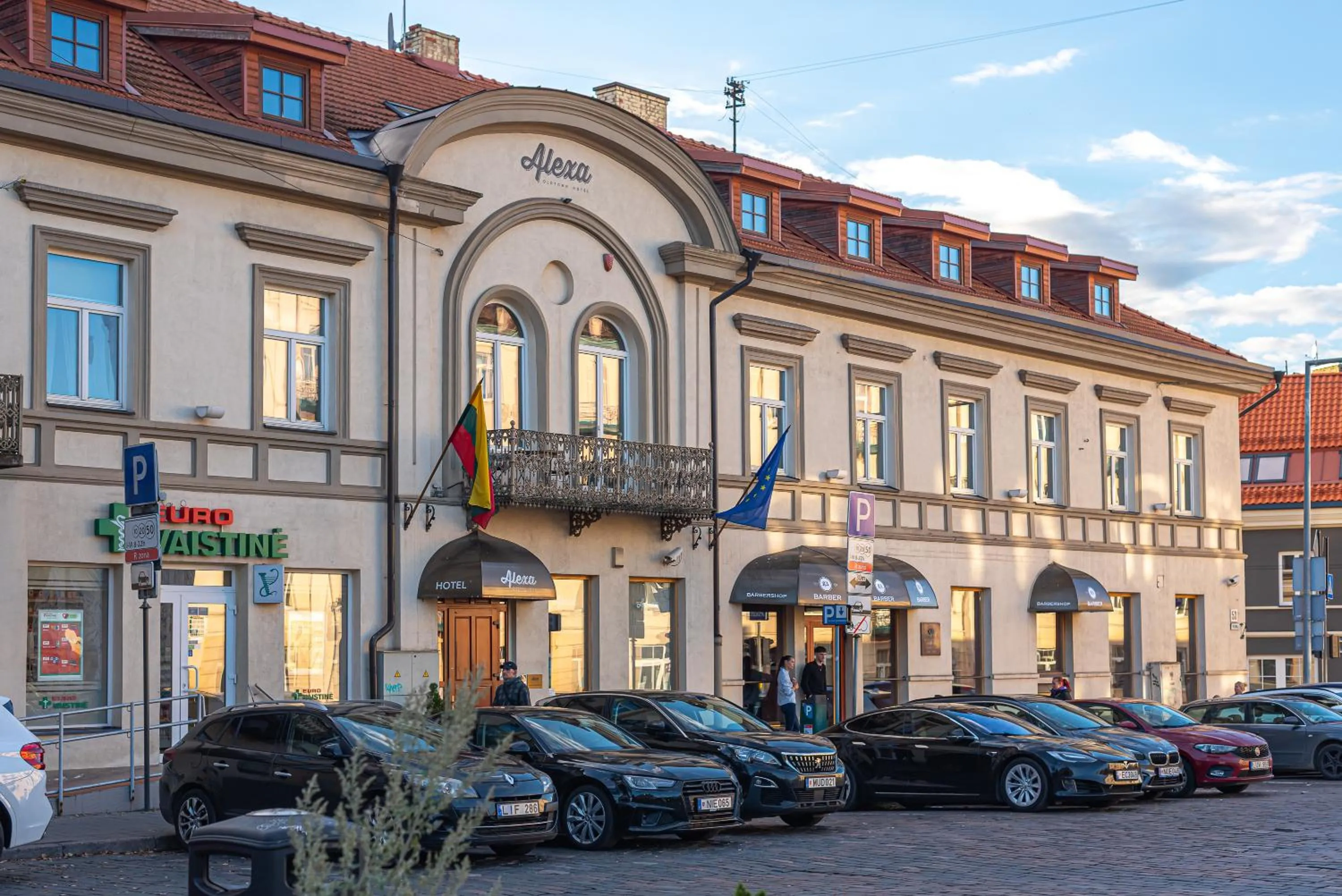 Property building in Alexa Old Town